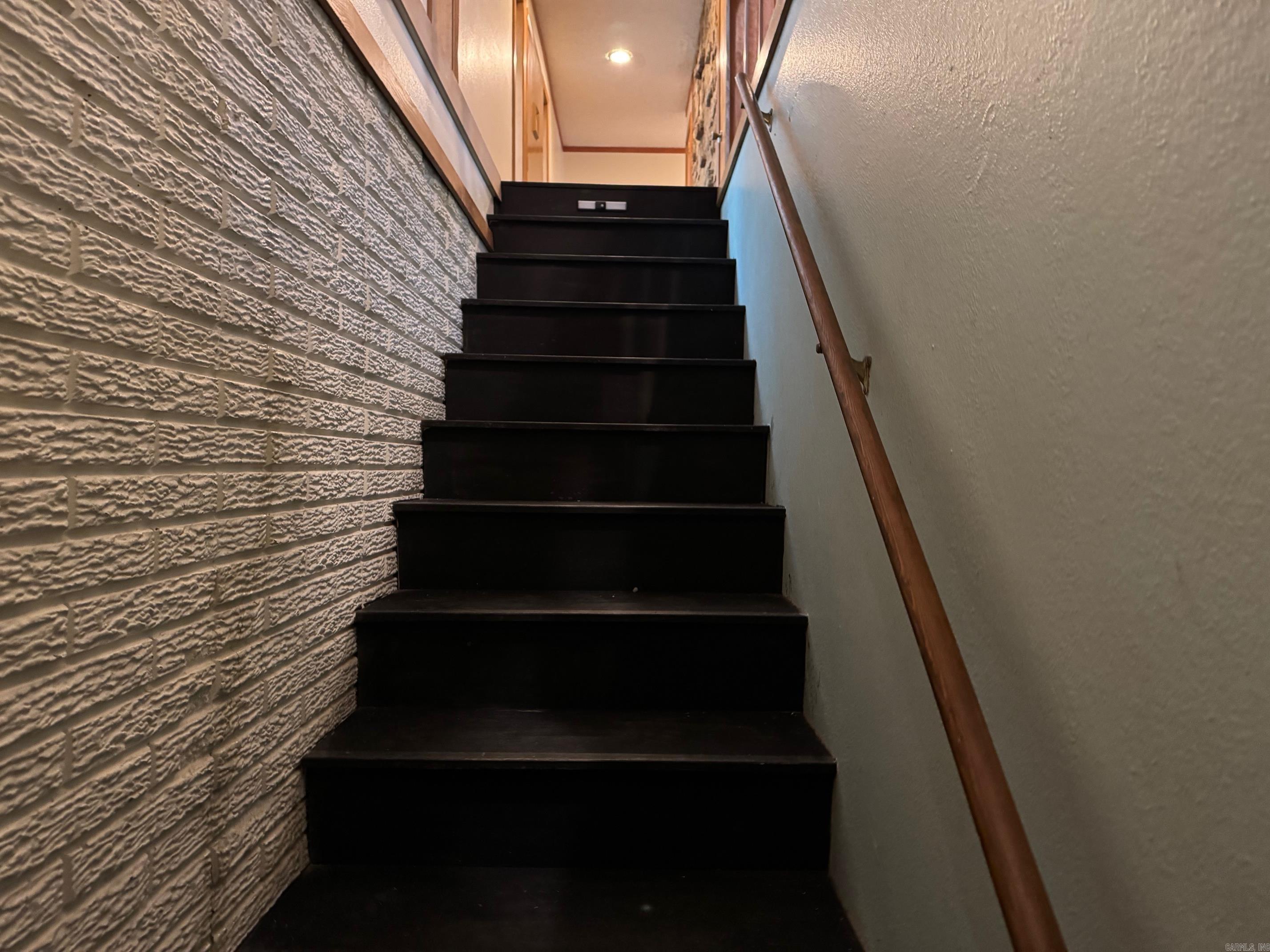 77 PYRENEES WAY  Hot Springs Village, AR