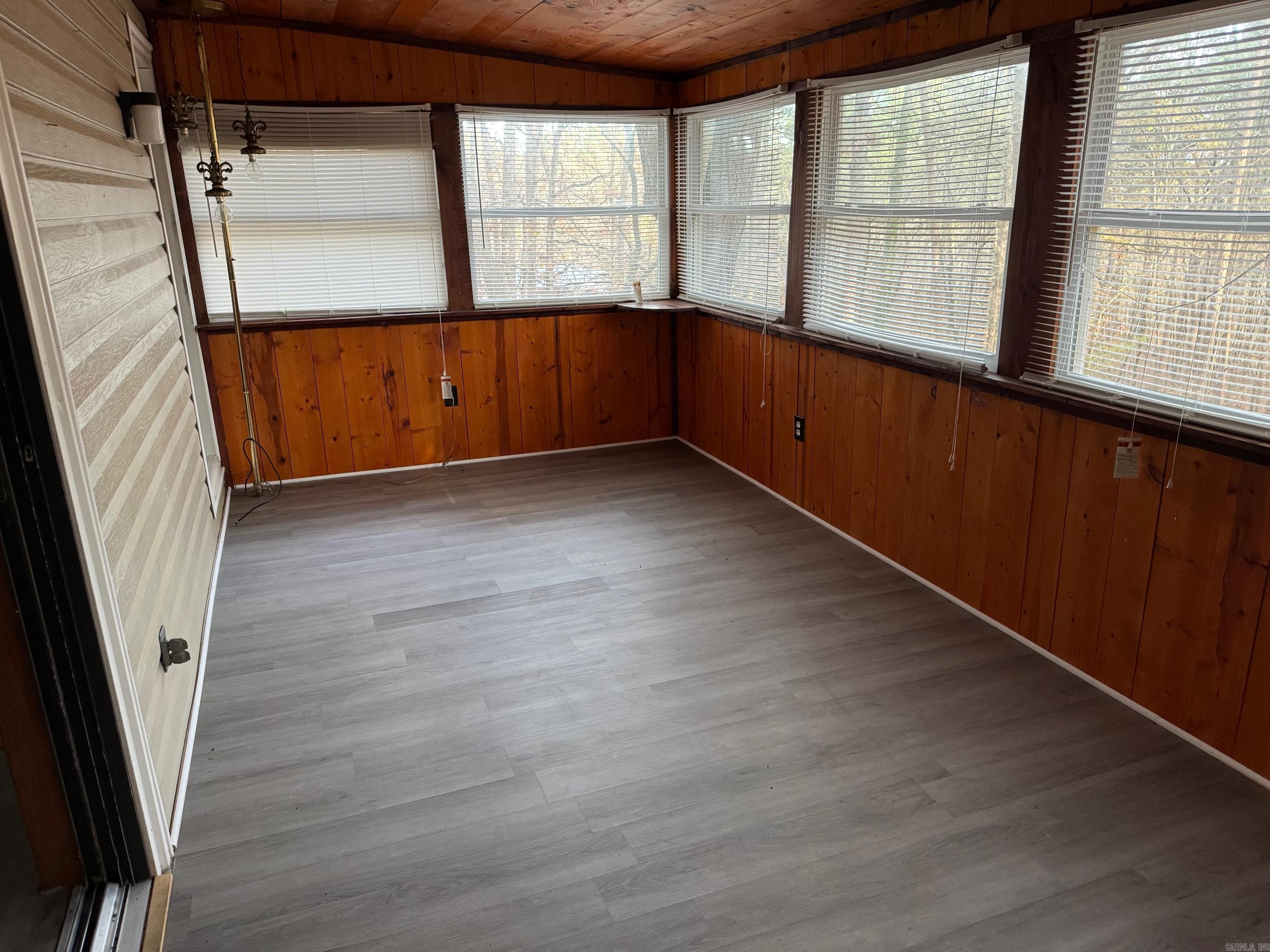 77 PYRENEES WAY  Hot Springs Village, AR