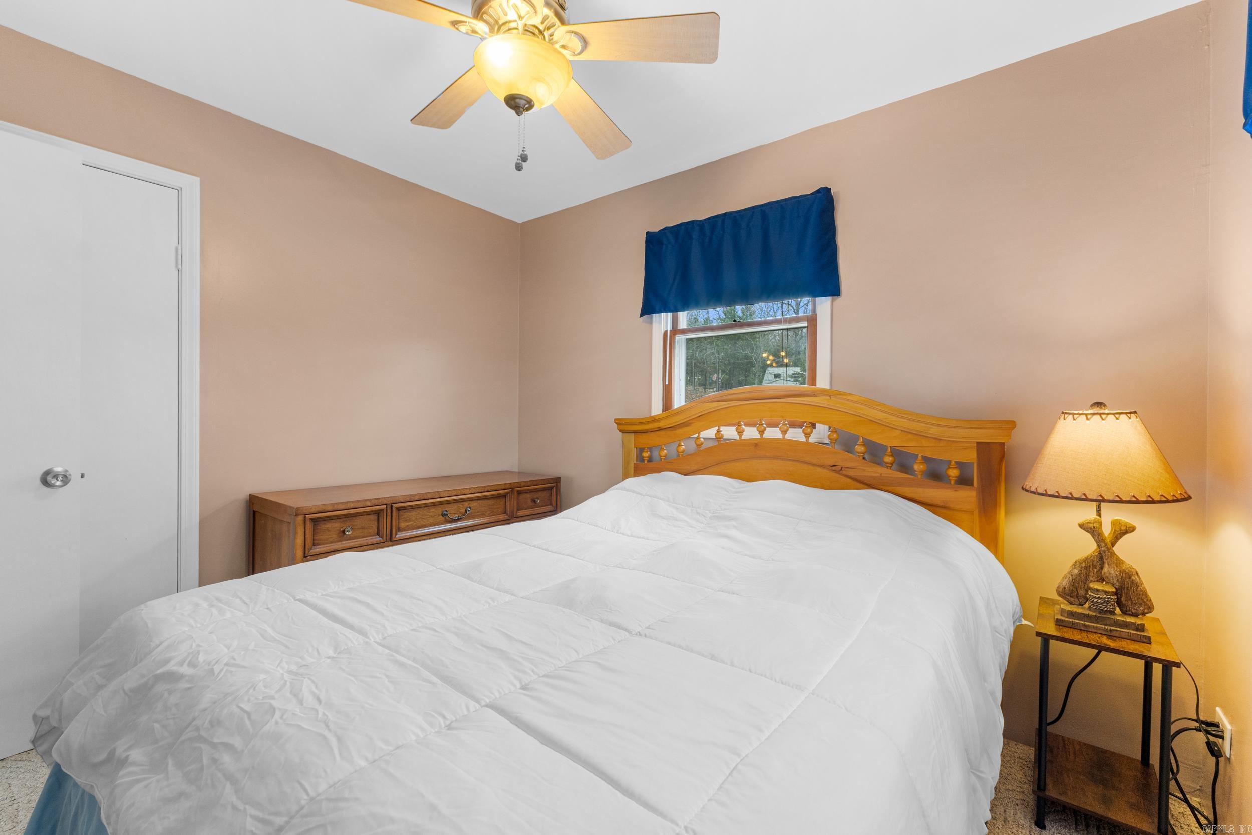 305 MC 138  Oakland, AR