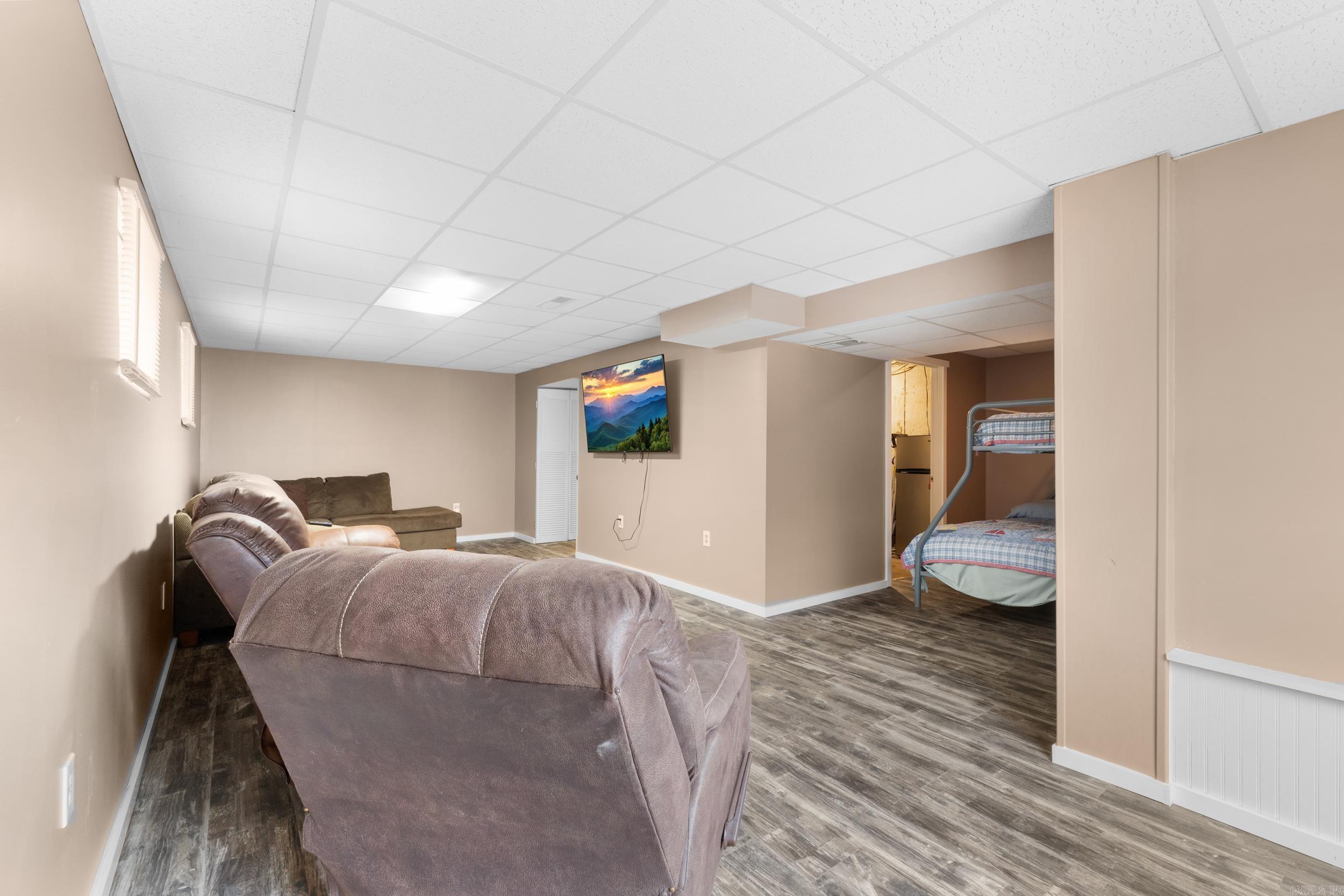 305 MC 138  Oakland, AR