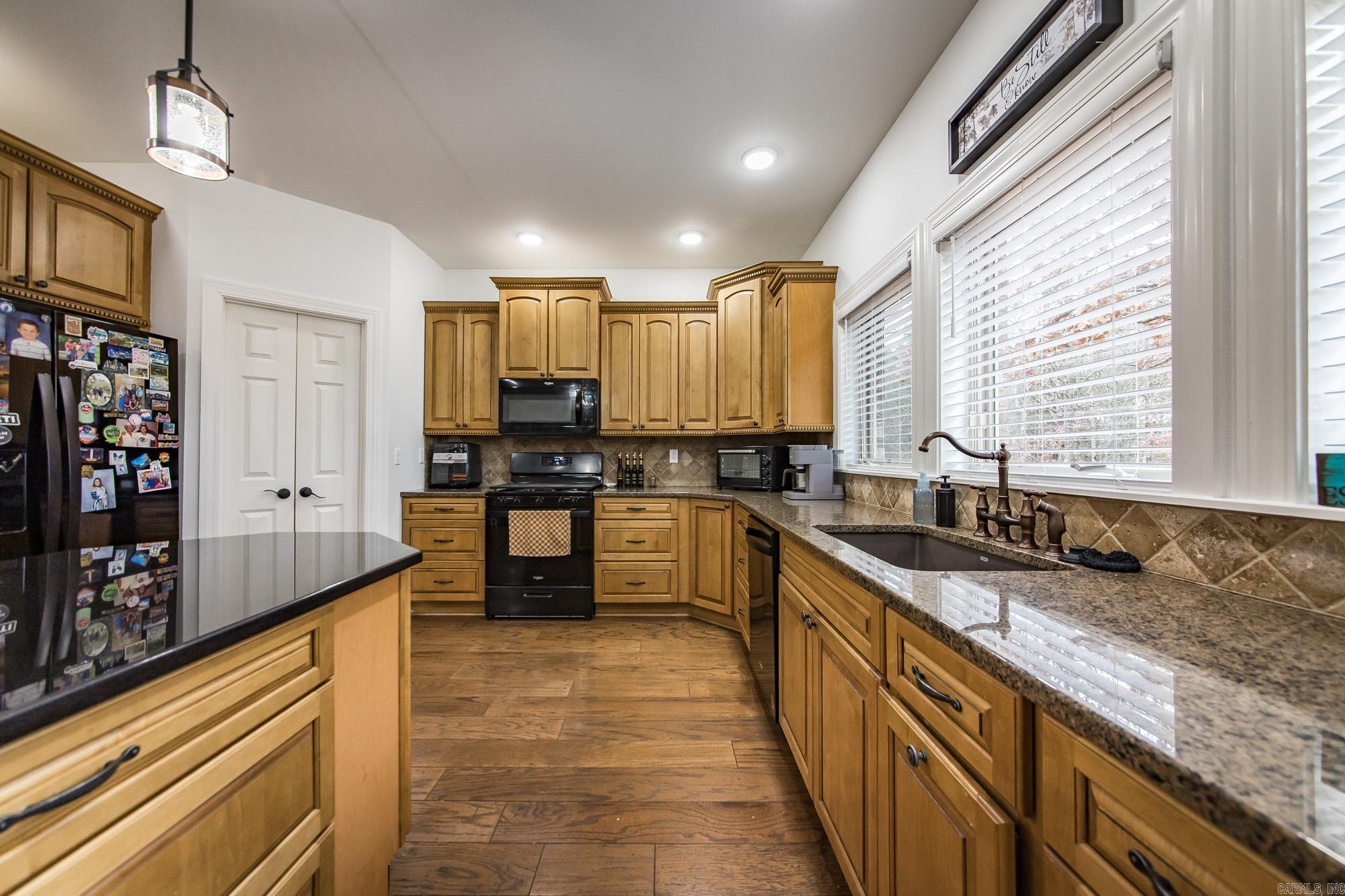 116 Fairway  Fairfield Bay, AR