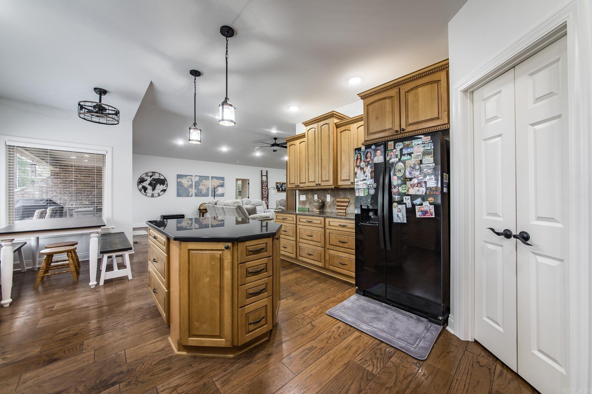 116 Fairway  Fairfield Bay, AR