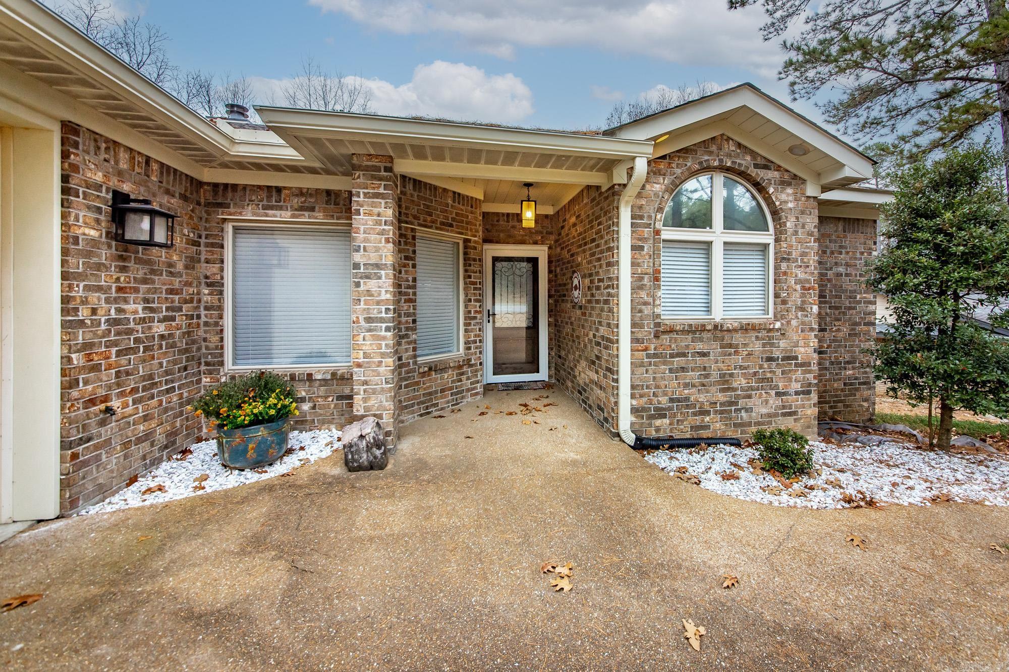 116 Fairway  Fairfield Bay, AR