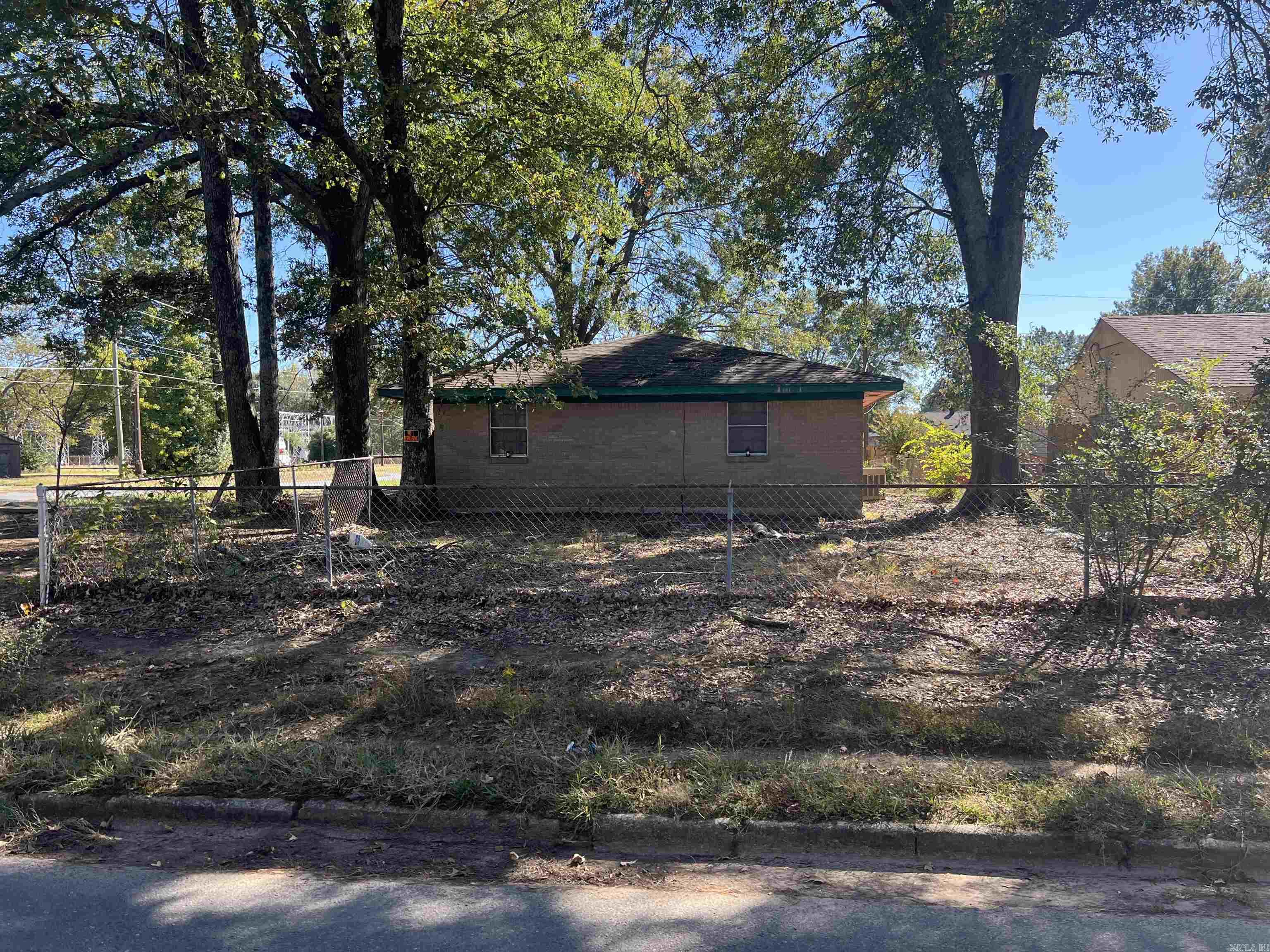 3320 S Main St  Pine Bluff, AR