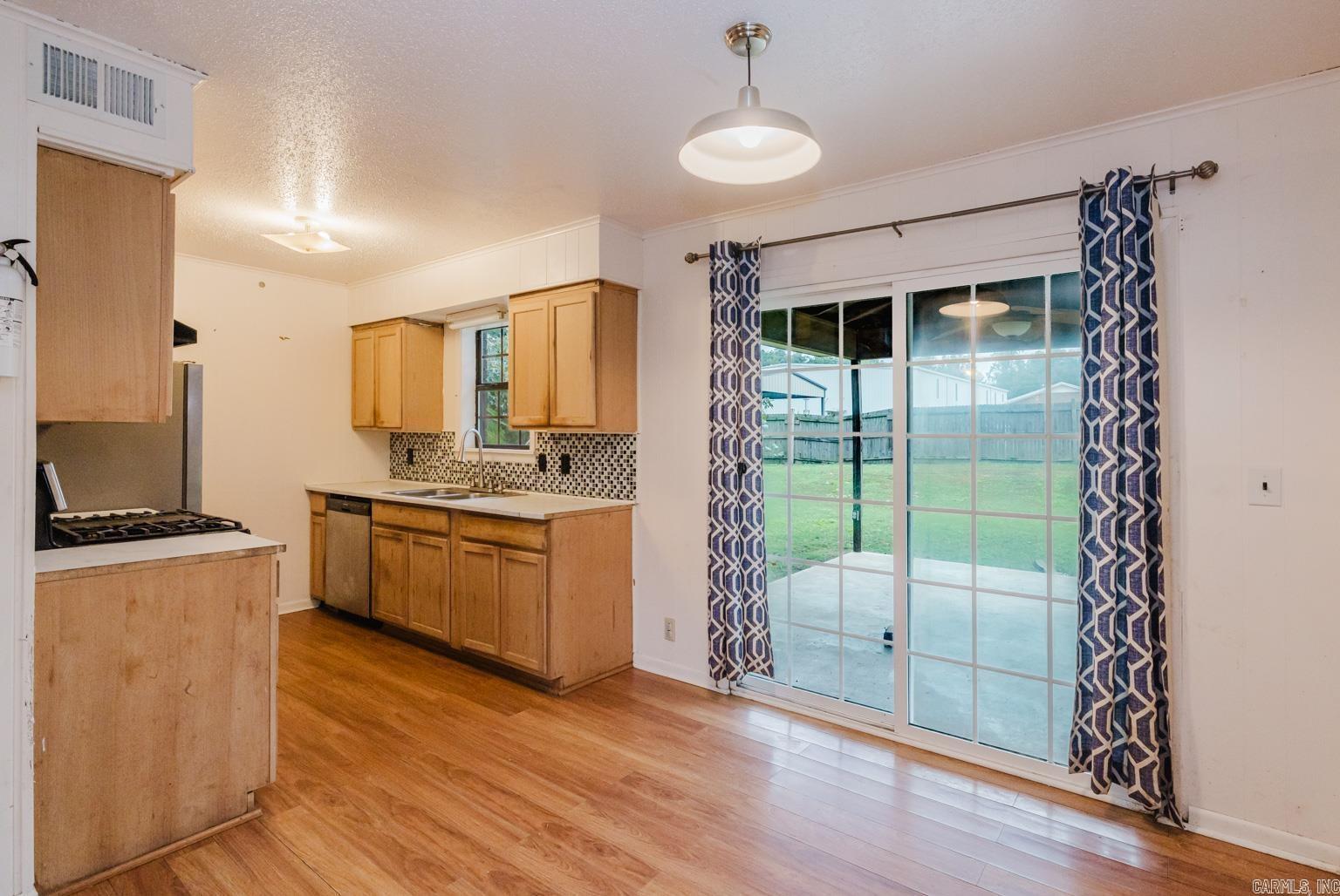 904 Poplar  Star City, AR