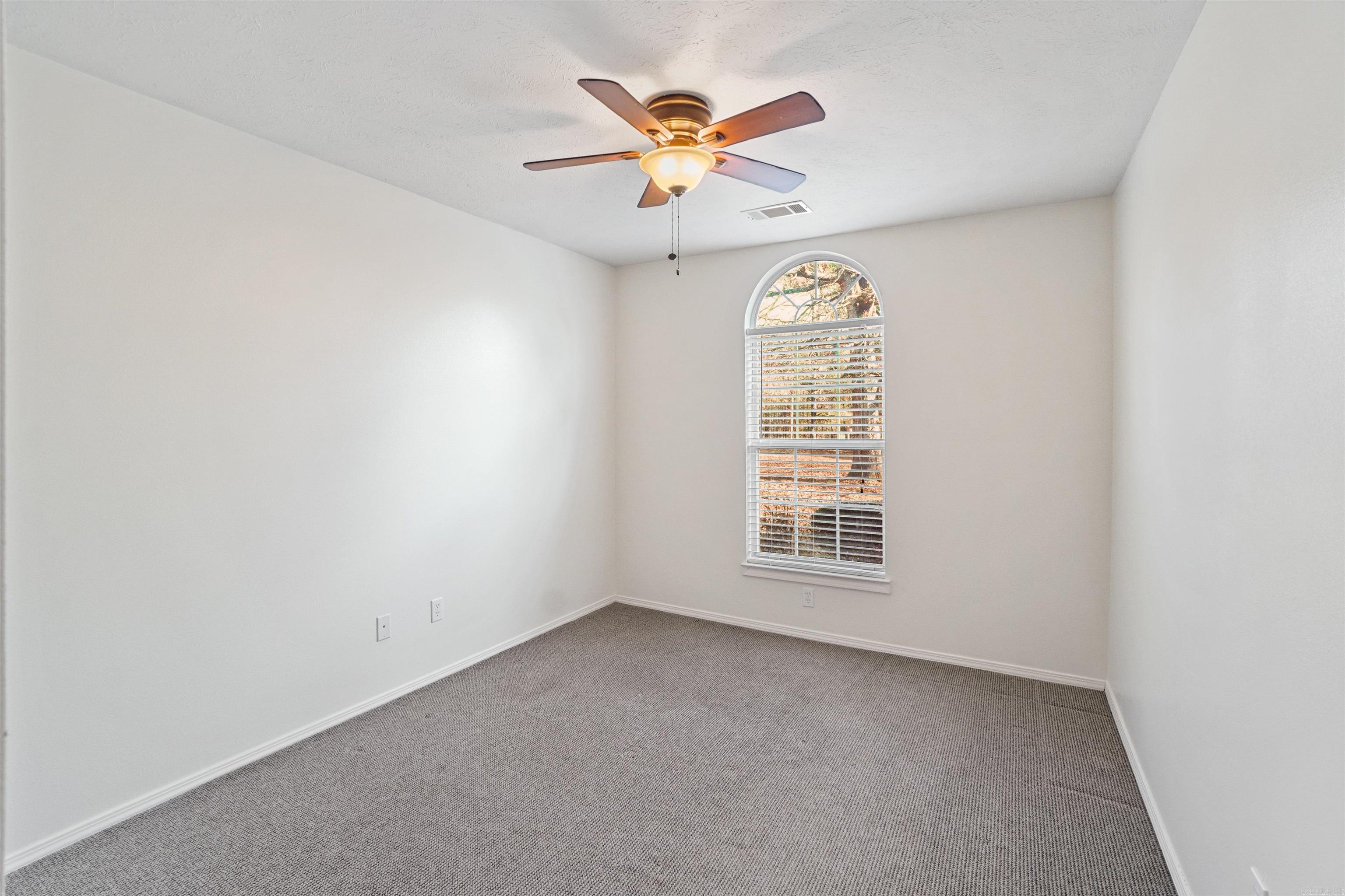 2950 E 60  Bigelow, AR