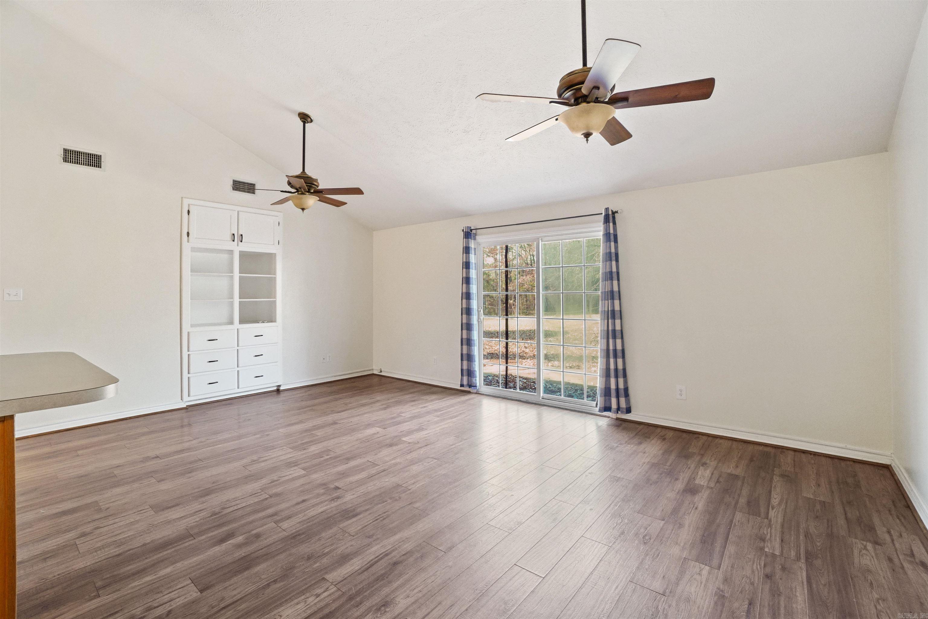 2950 E 60  Bigelow, AR