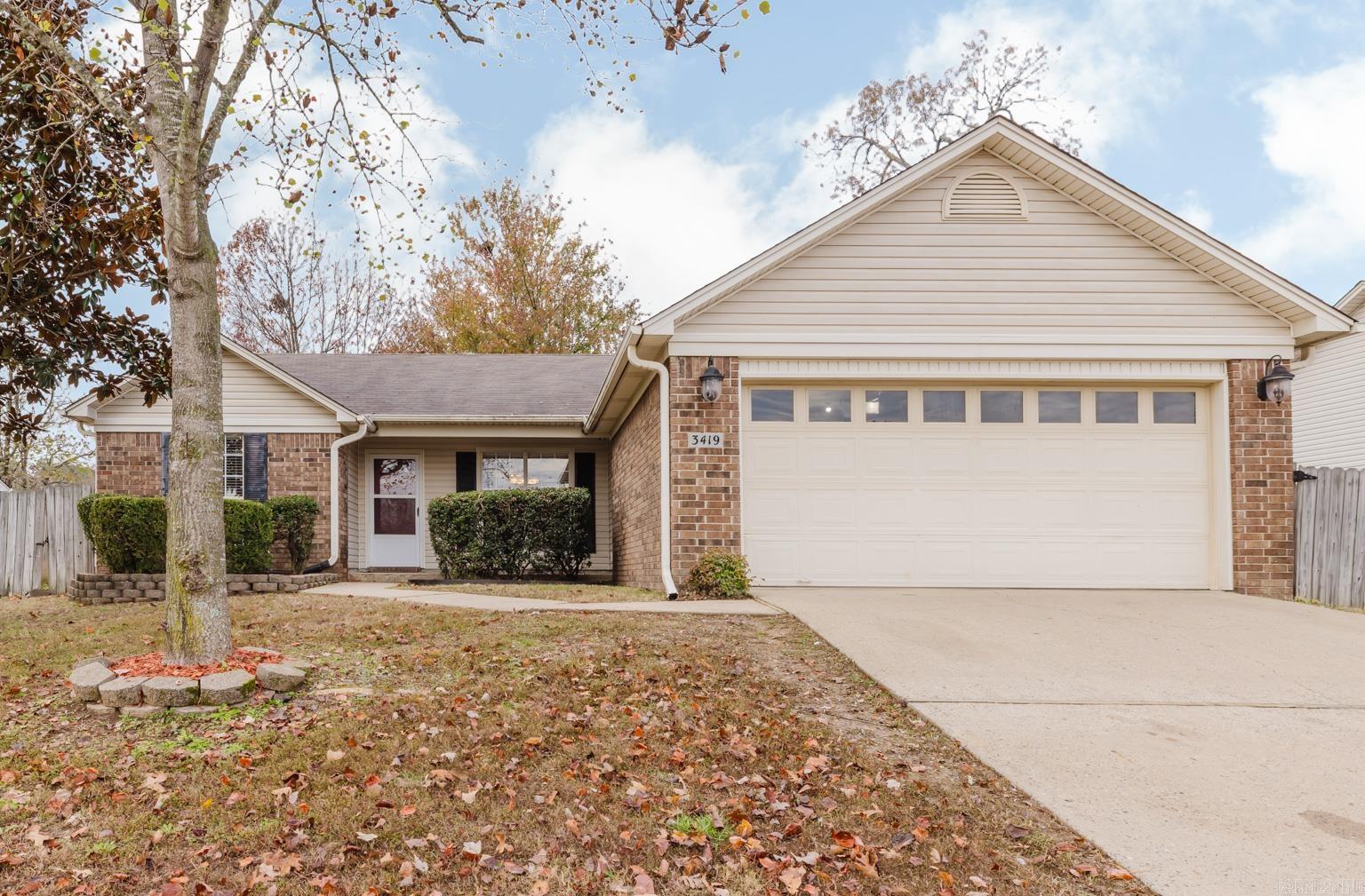 3419 Forest Dr  Bryant, AR