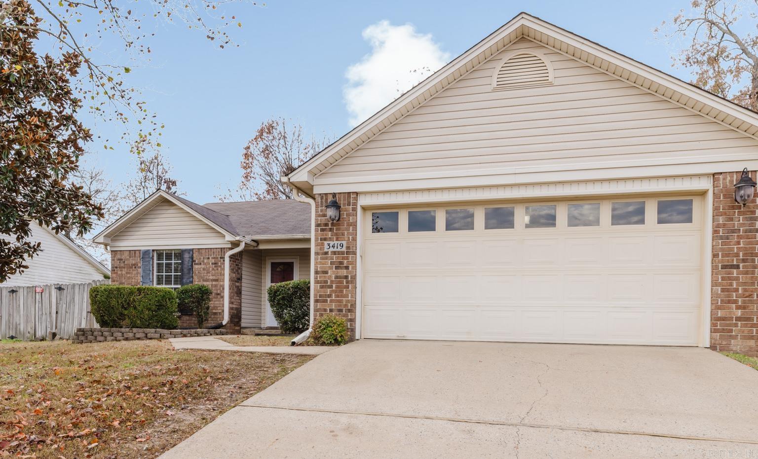 3419 Forest Dr  Bryant, AR