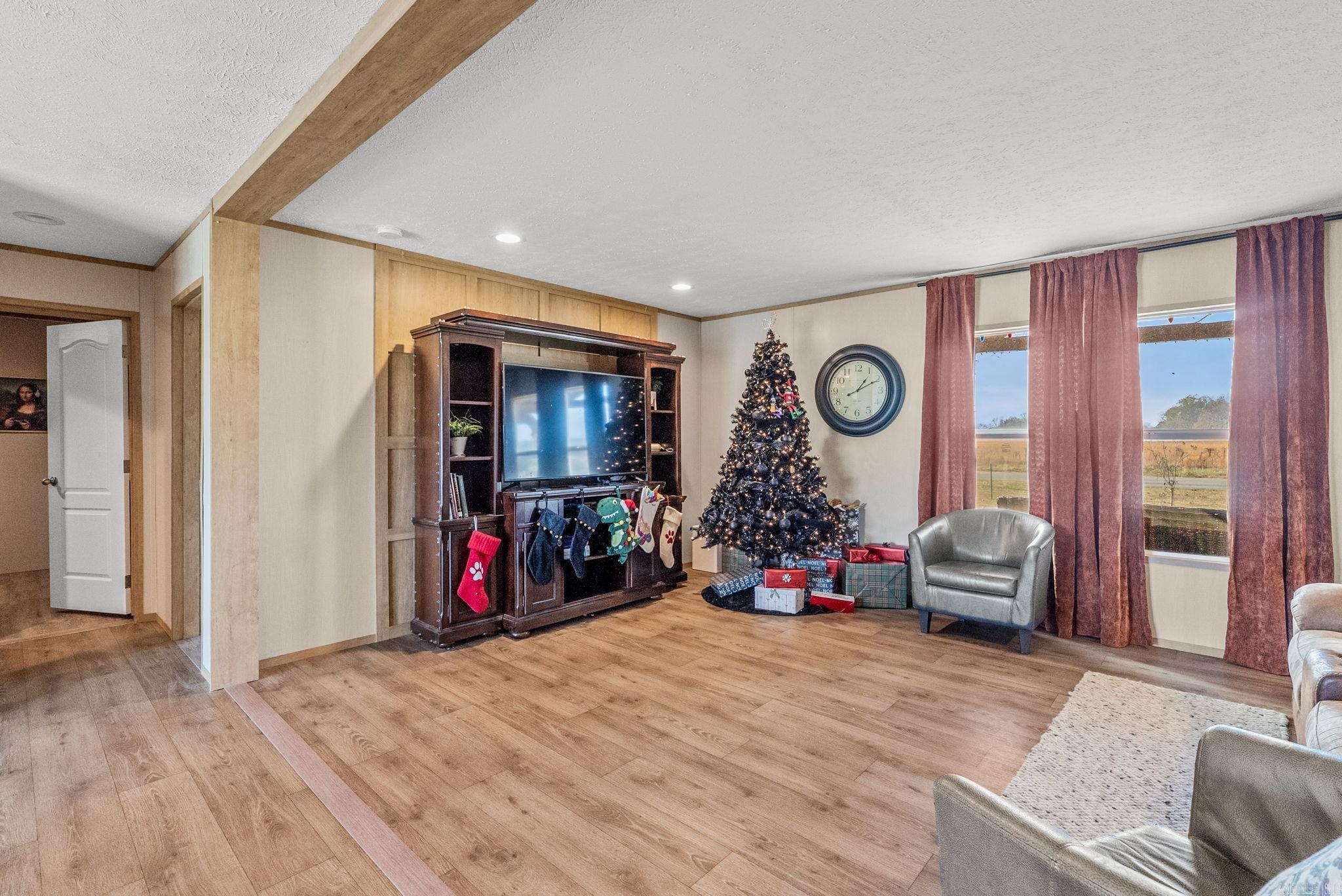 36 N Mt Olive  Vilonia, AR