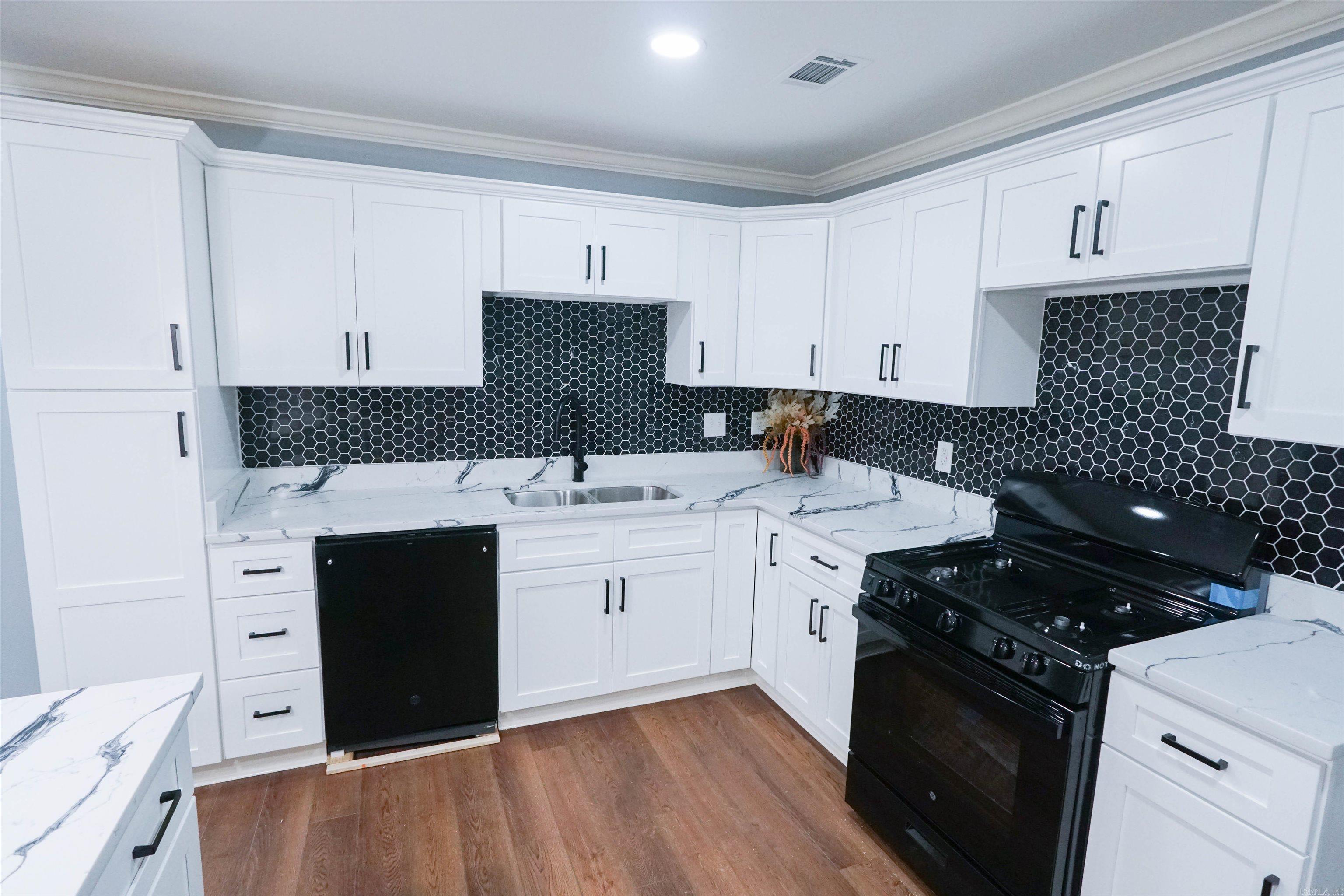 11309 Eric  Little Rock, AR