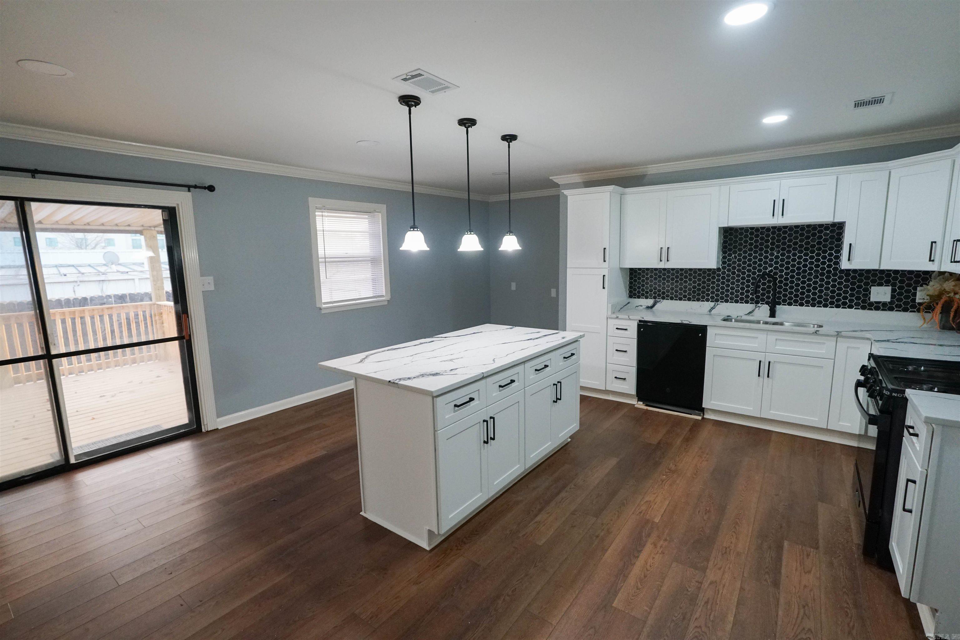 11309 Eric  Little Rock, AR