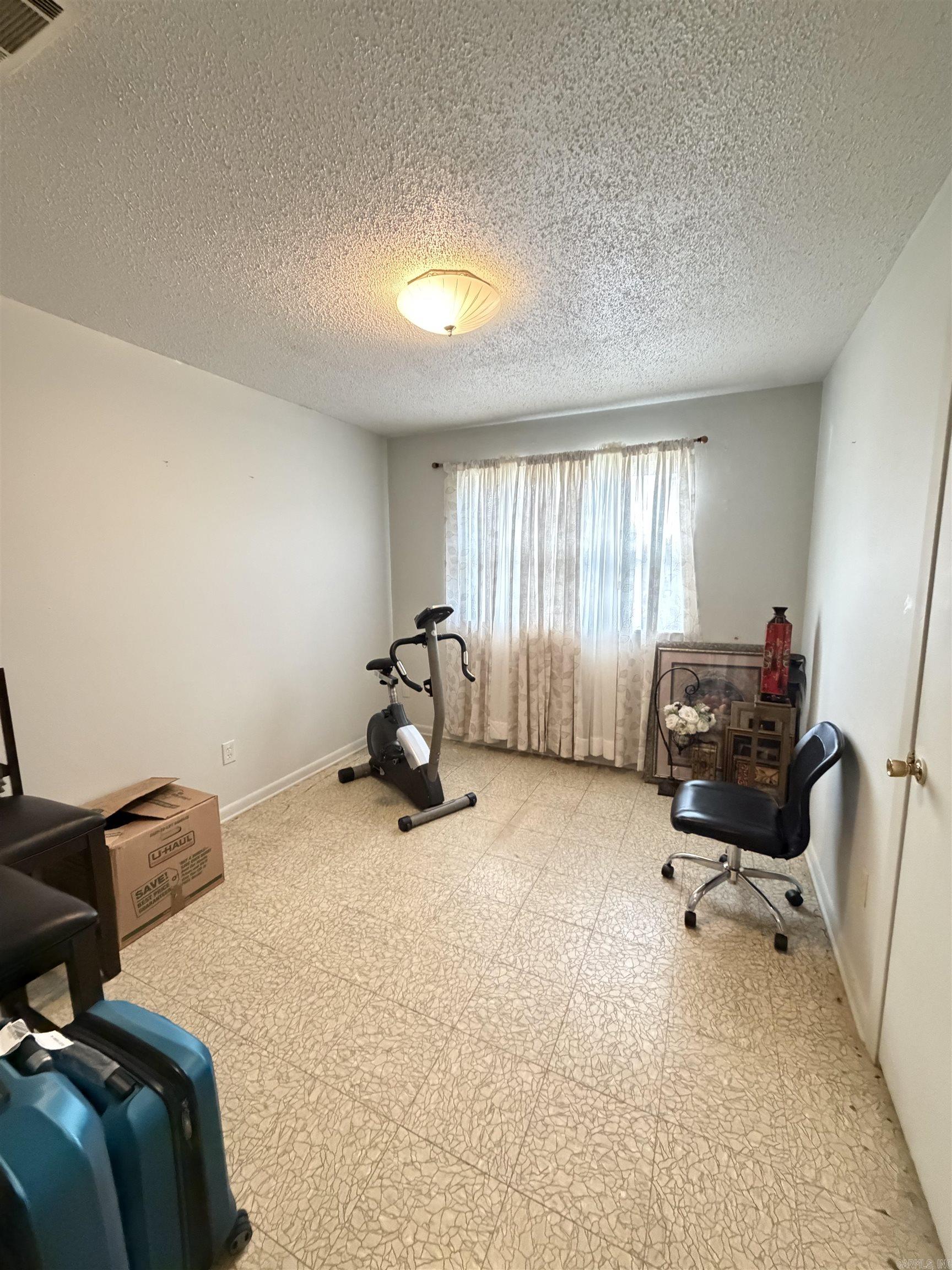 2315 Oakwood  Pine Bluff, AR