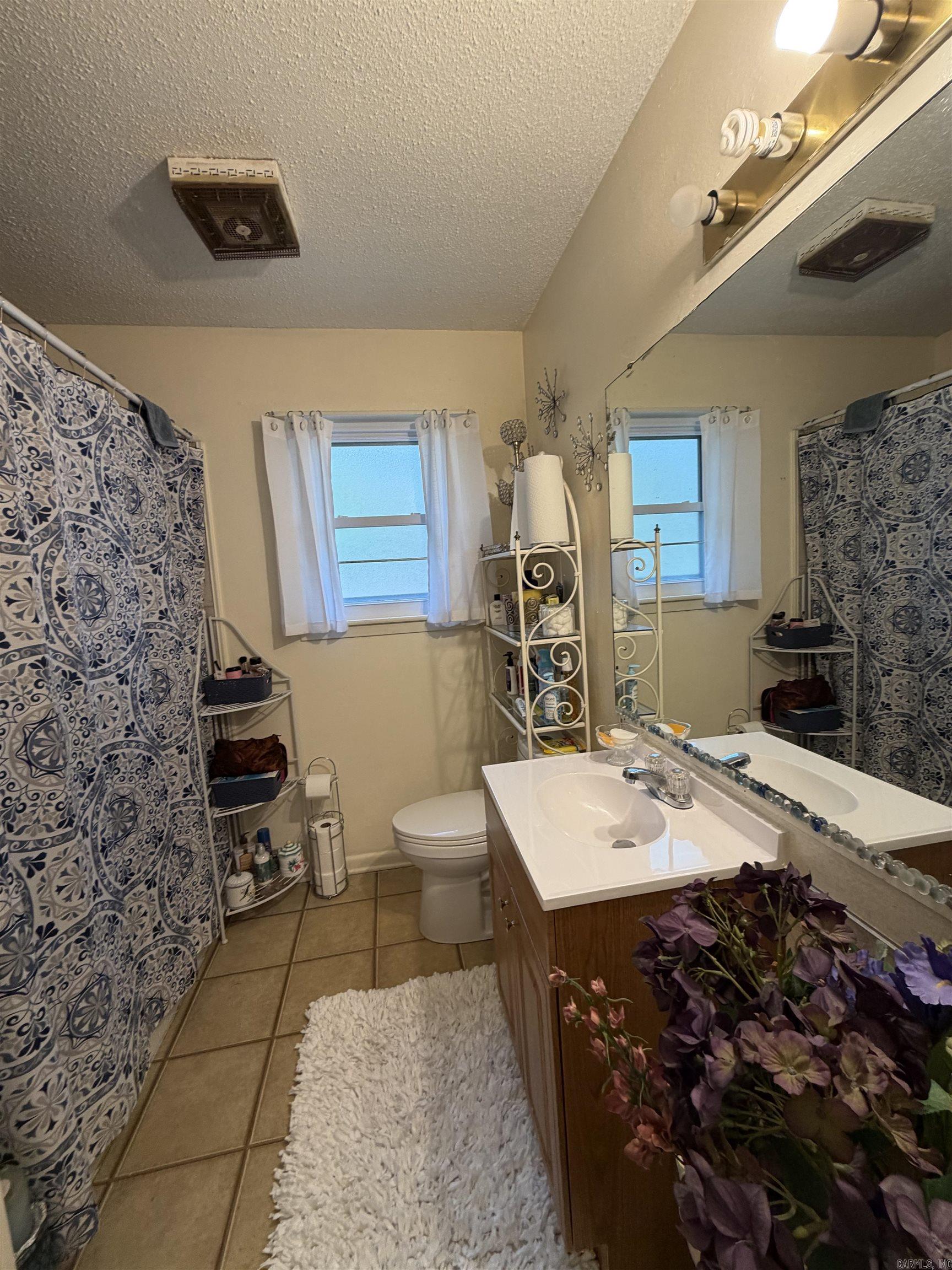 2315 Oakwood  Pine Bluff, AR