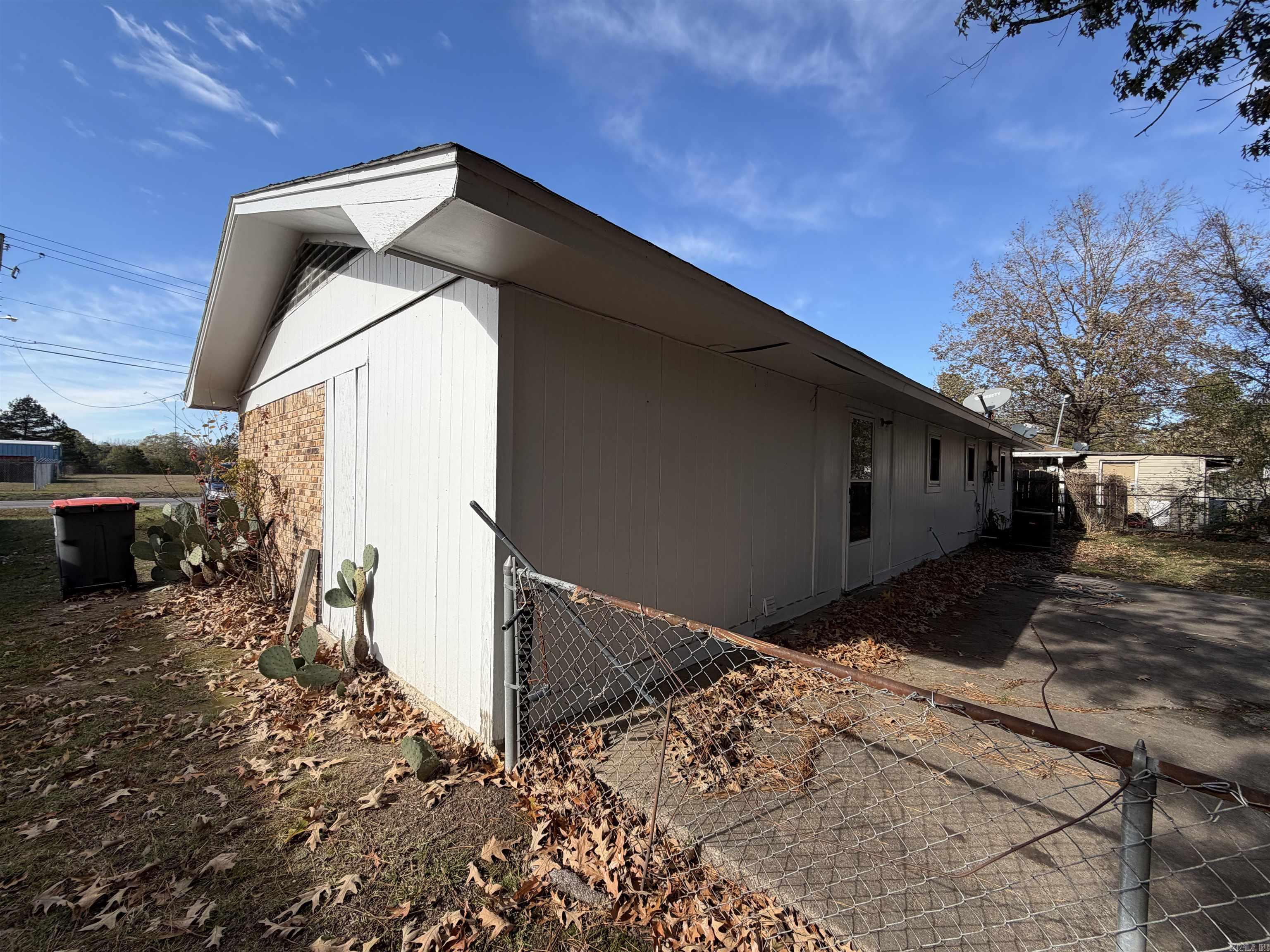 2315 Oakwood  Pine Bluff, AR