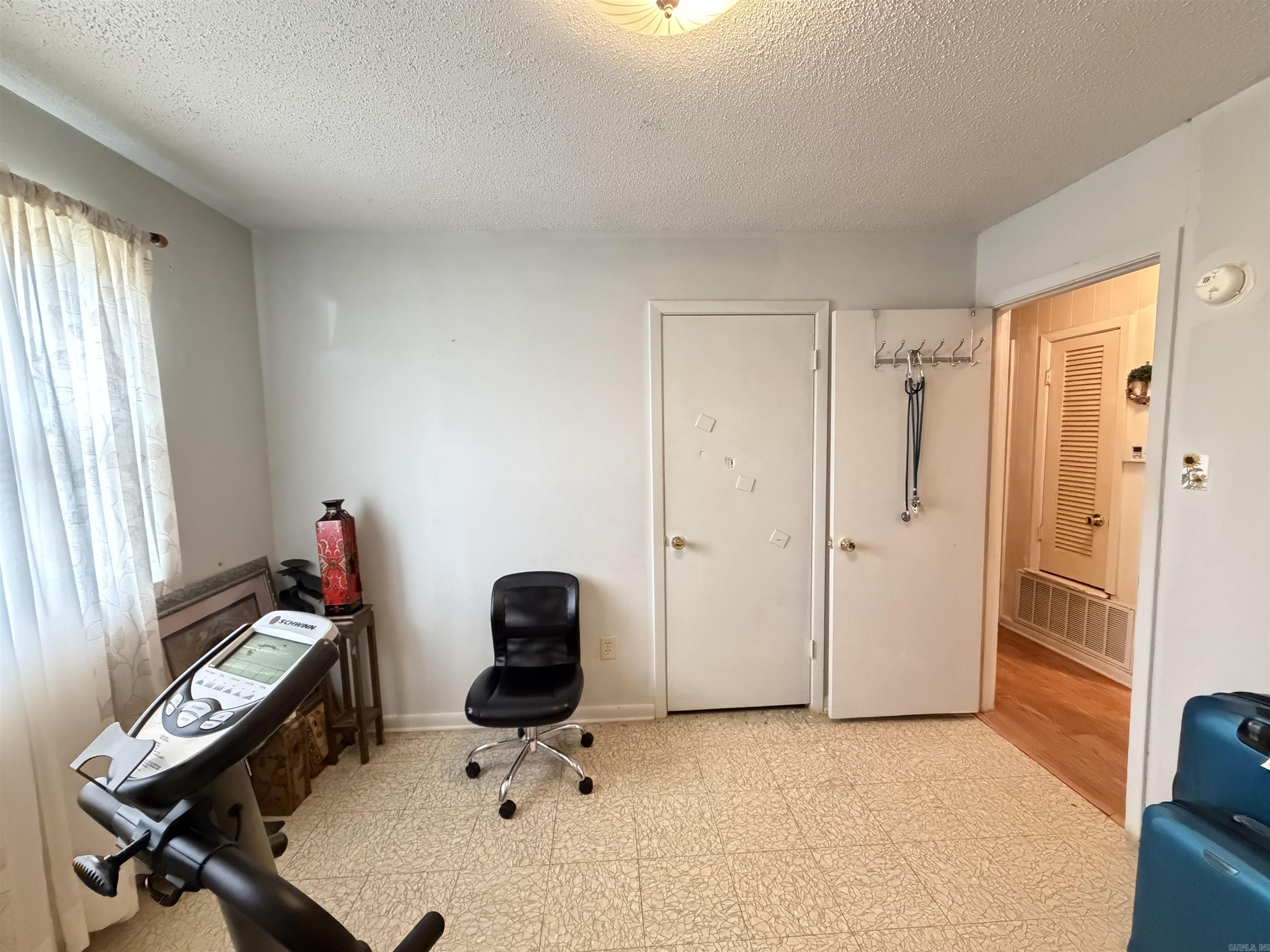 2315 Oakwood  Pine Bluff, AR