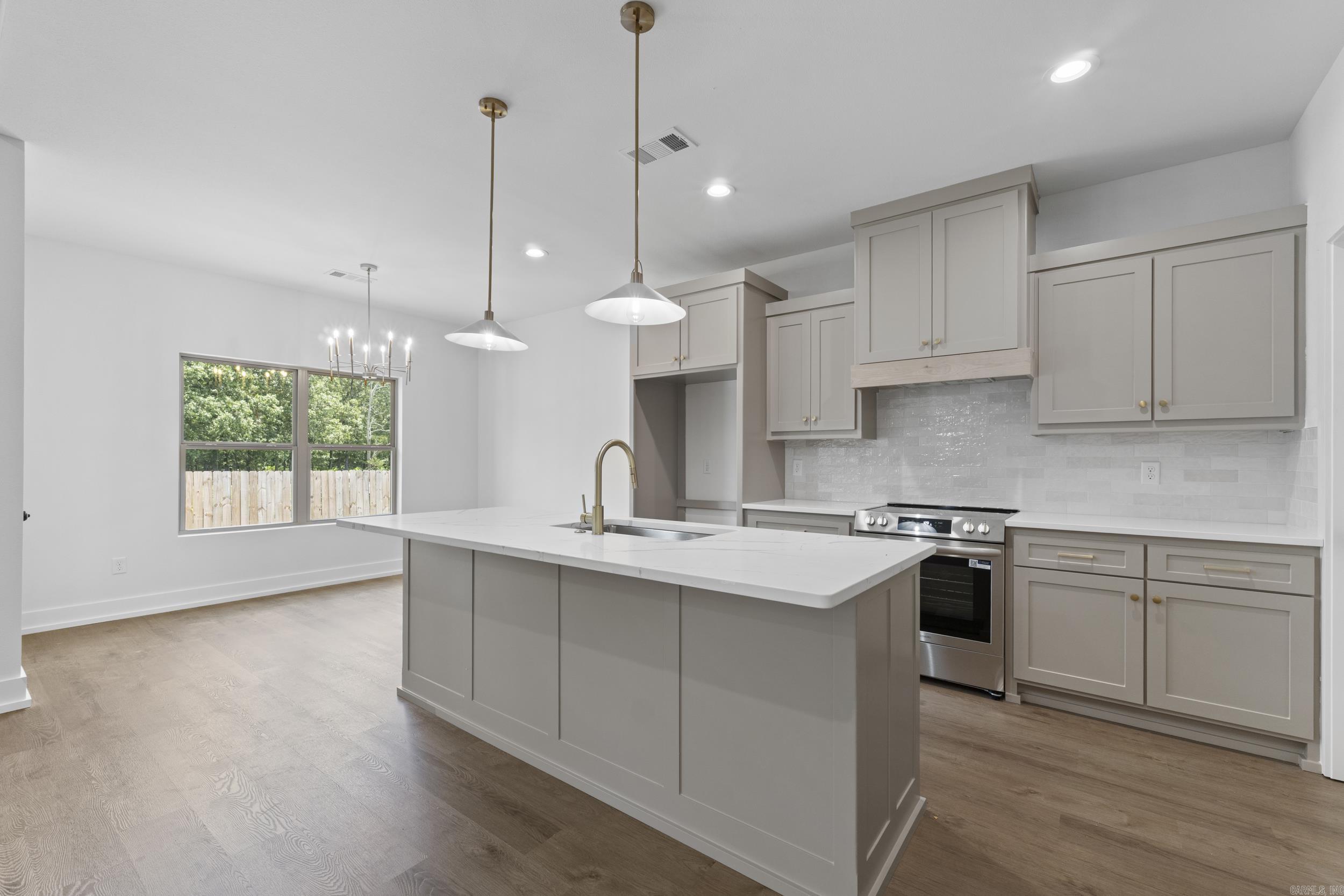 14 Morning Sun  Greenbrier, AR