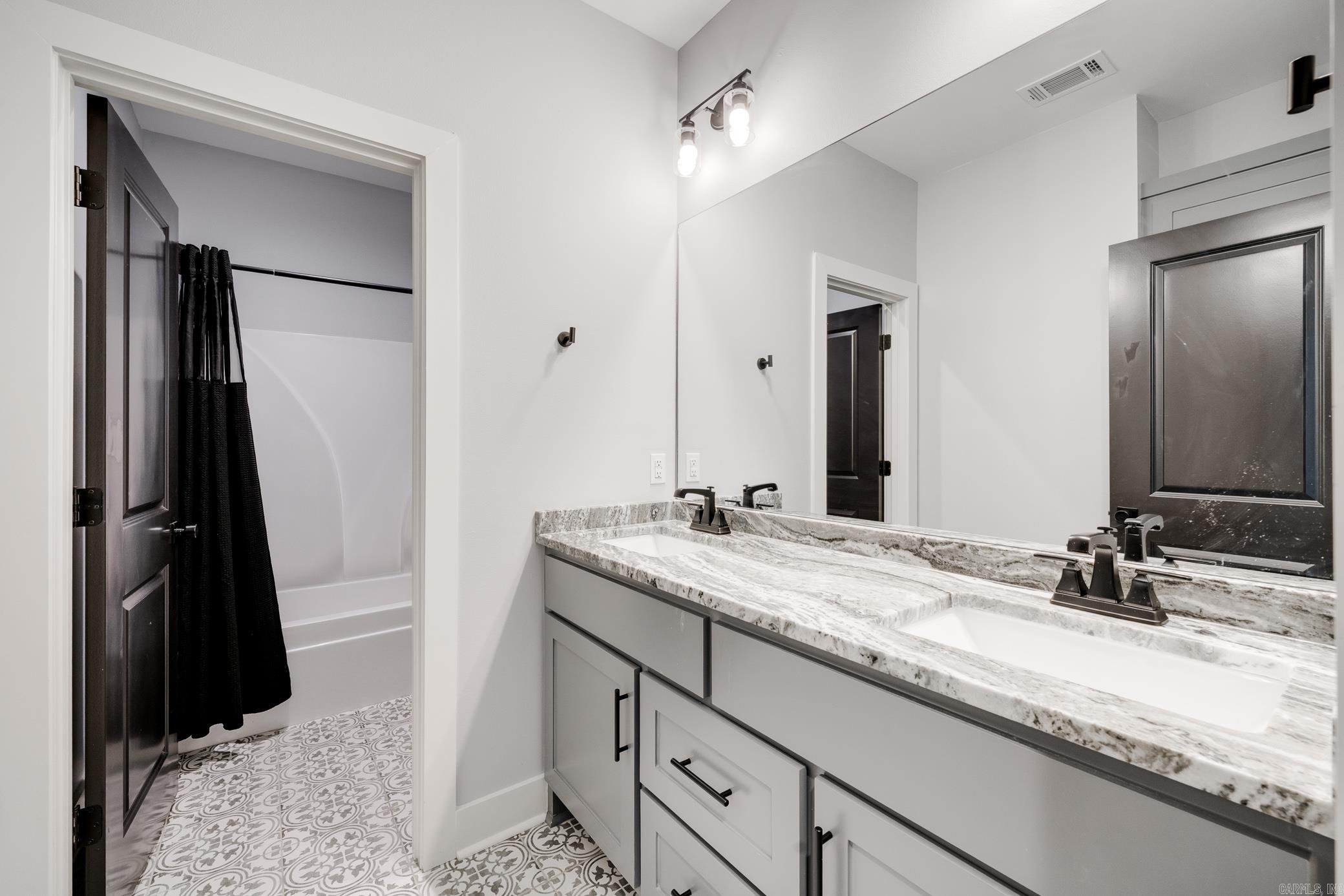 10633 Hinds  Benton, AR