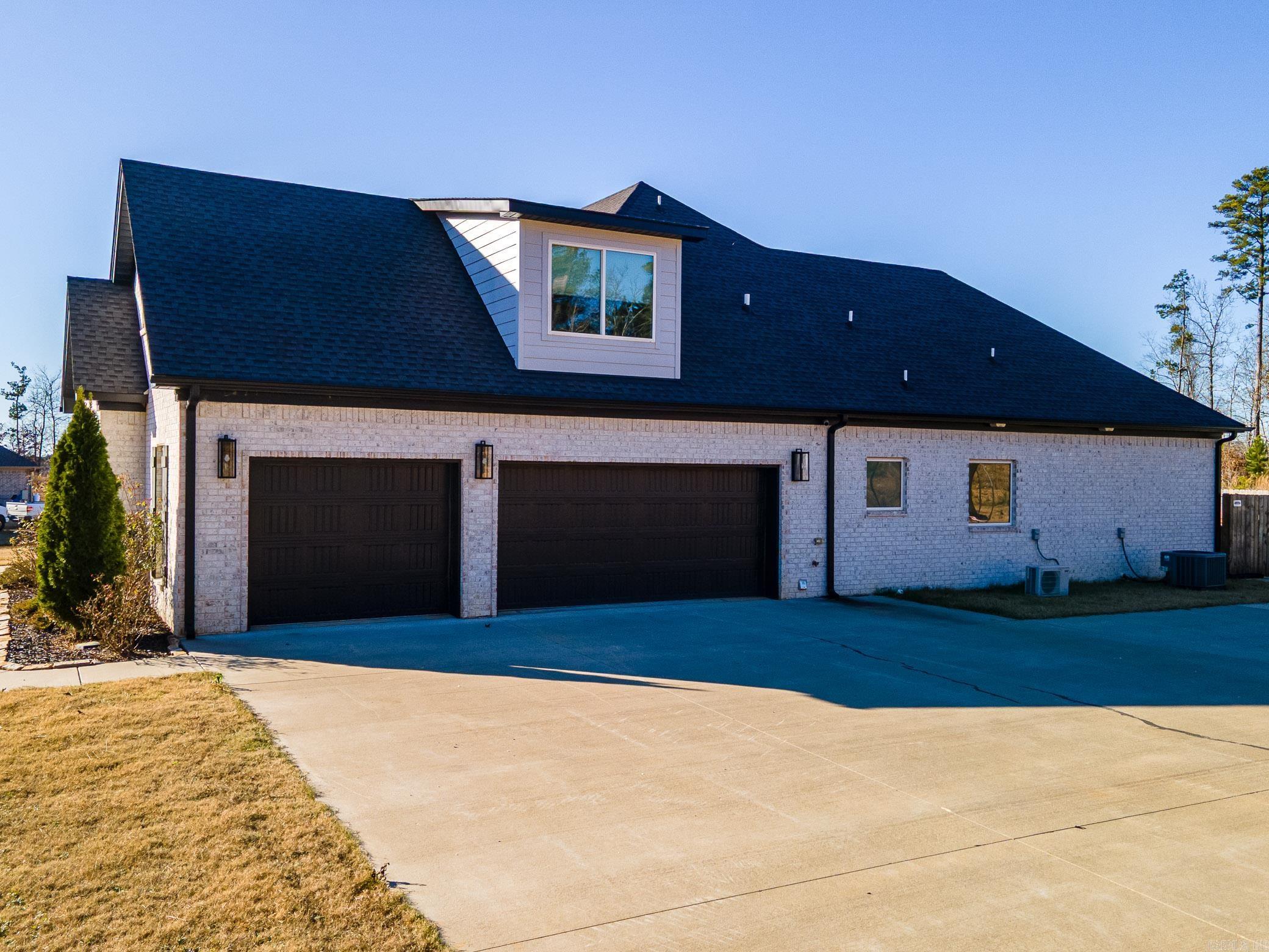 10633 Hinds  Benton, AR