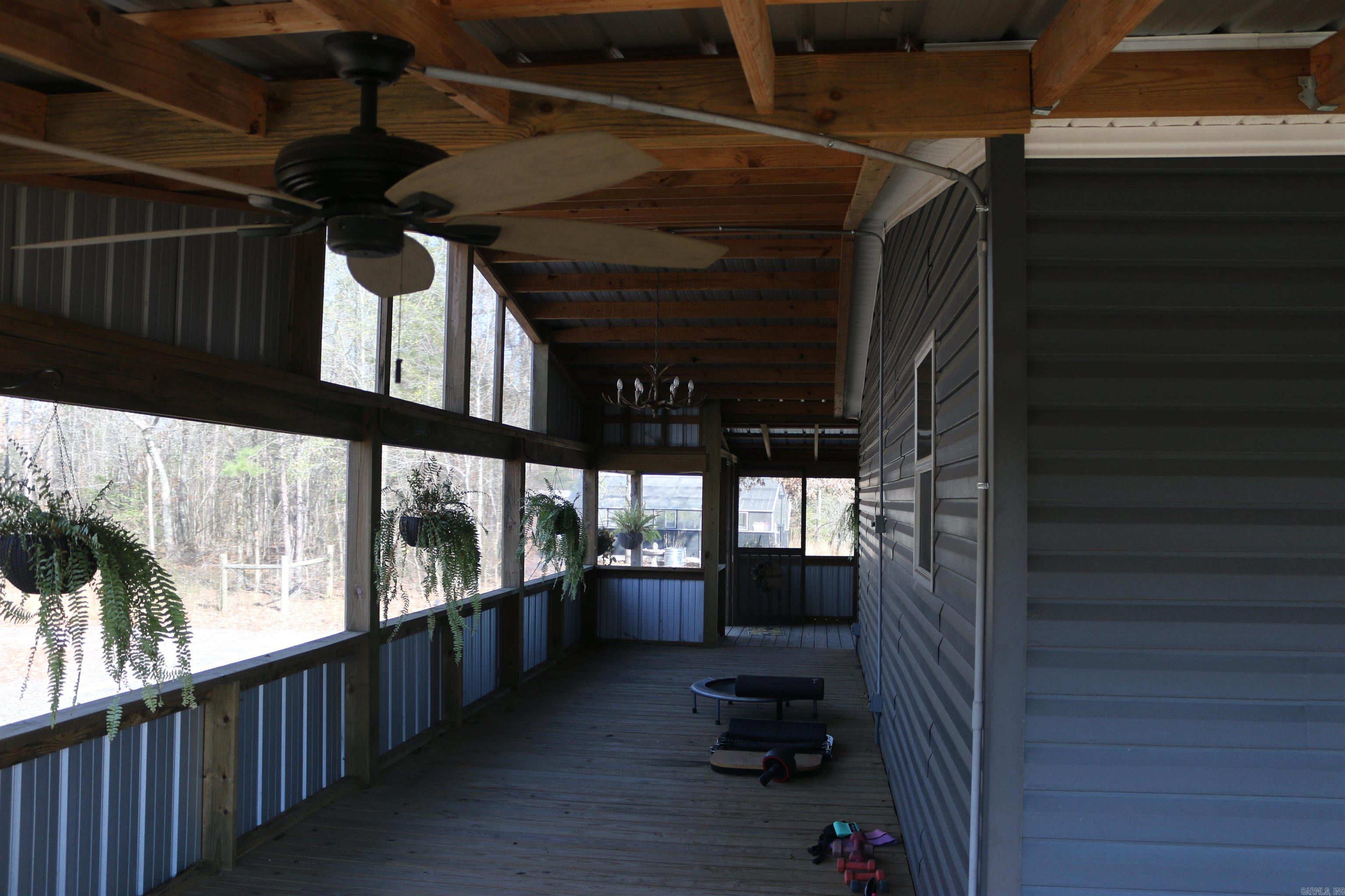 1386 Polk Rd 48 Mena, AR 71953