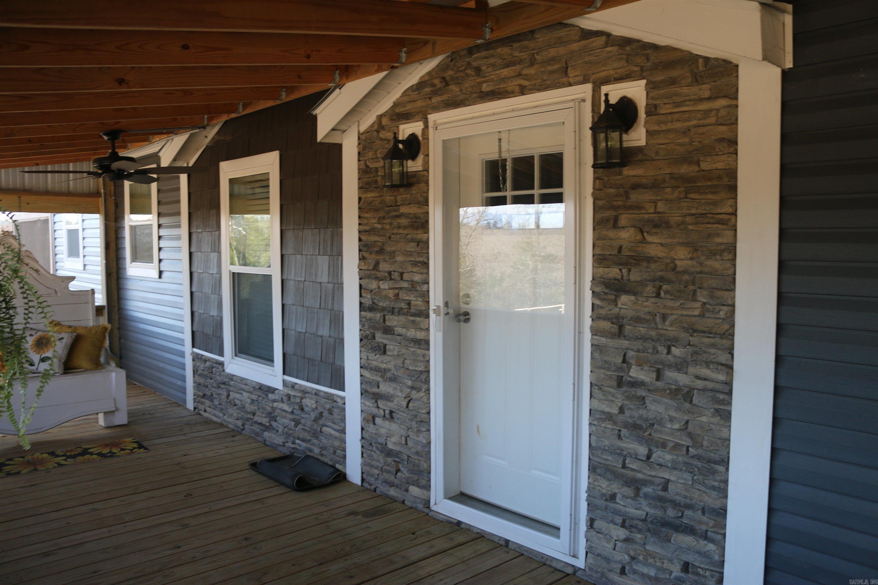 1386 Polk Rd 48 Mena, AR 71953