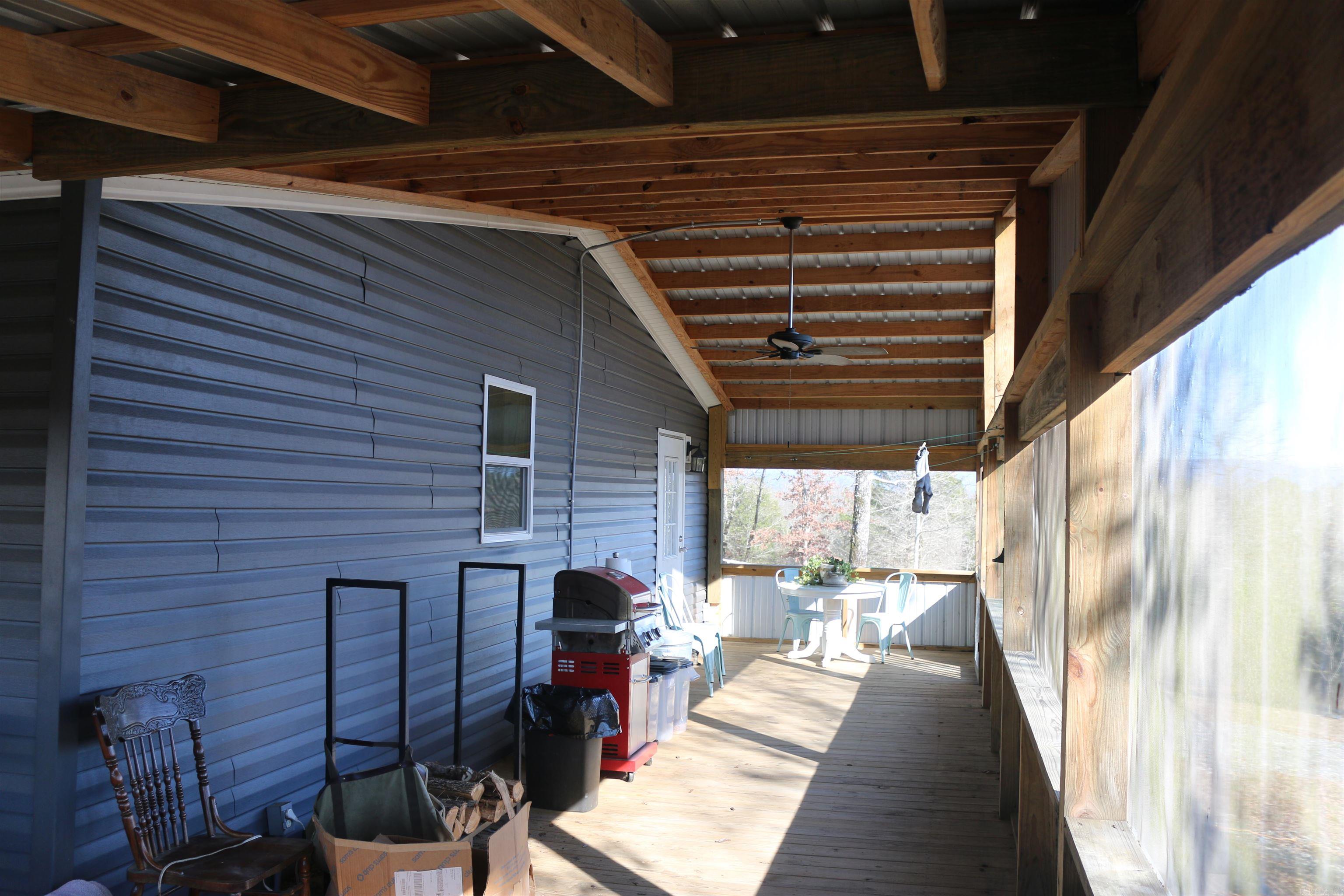 1386 Polk Rd 48 Mena, AR 71953