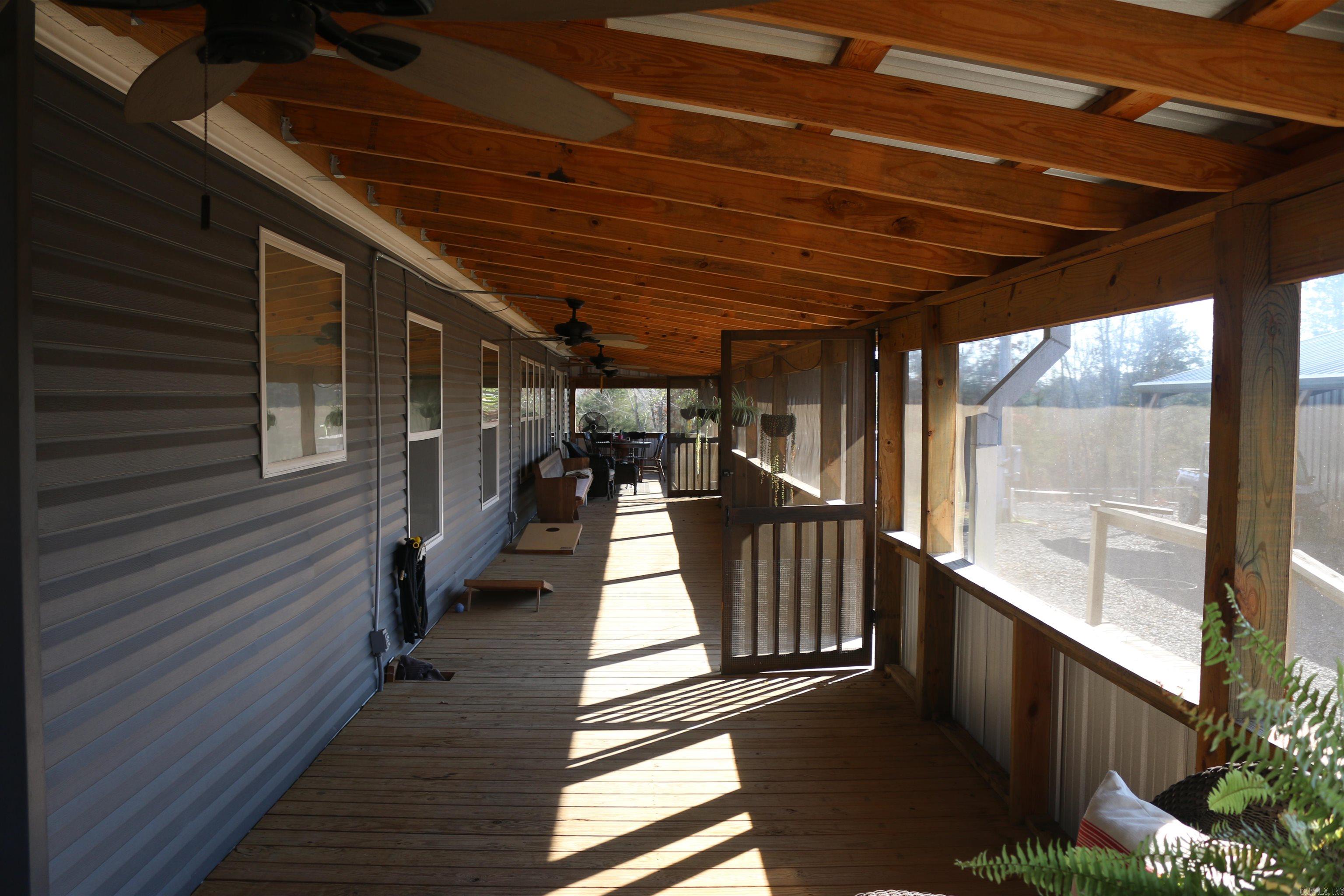 1386 Polk Rd 48  Mena, AR