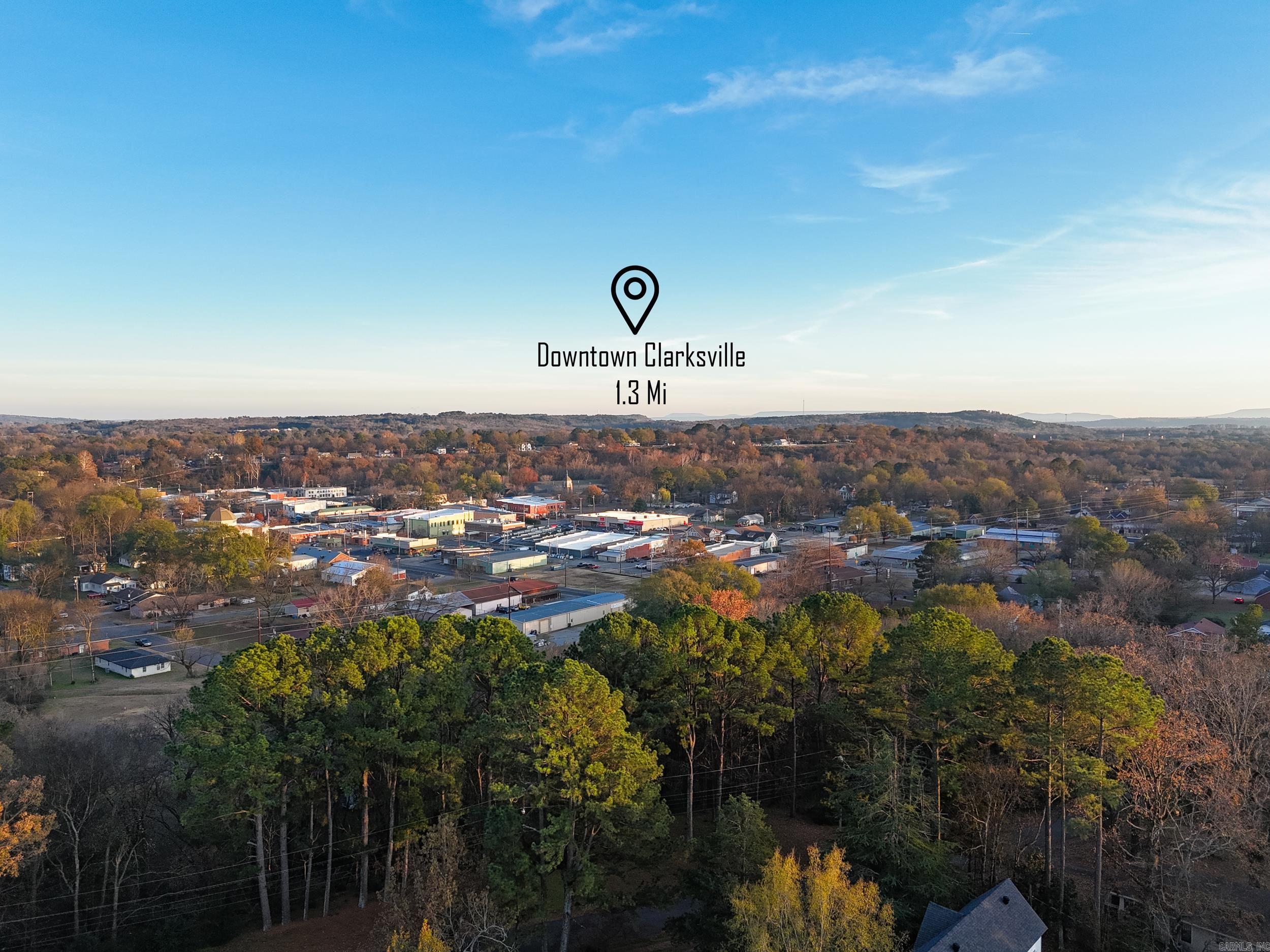 701 W Rhodes St  Clarksville, AR