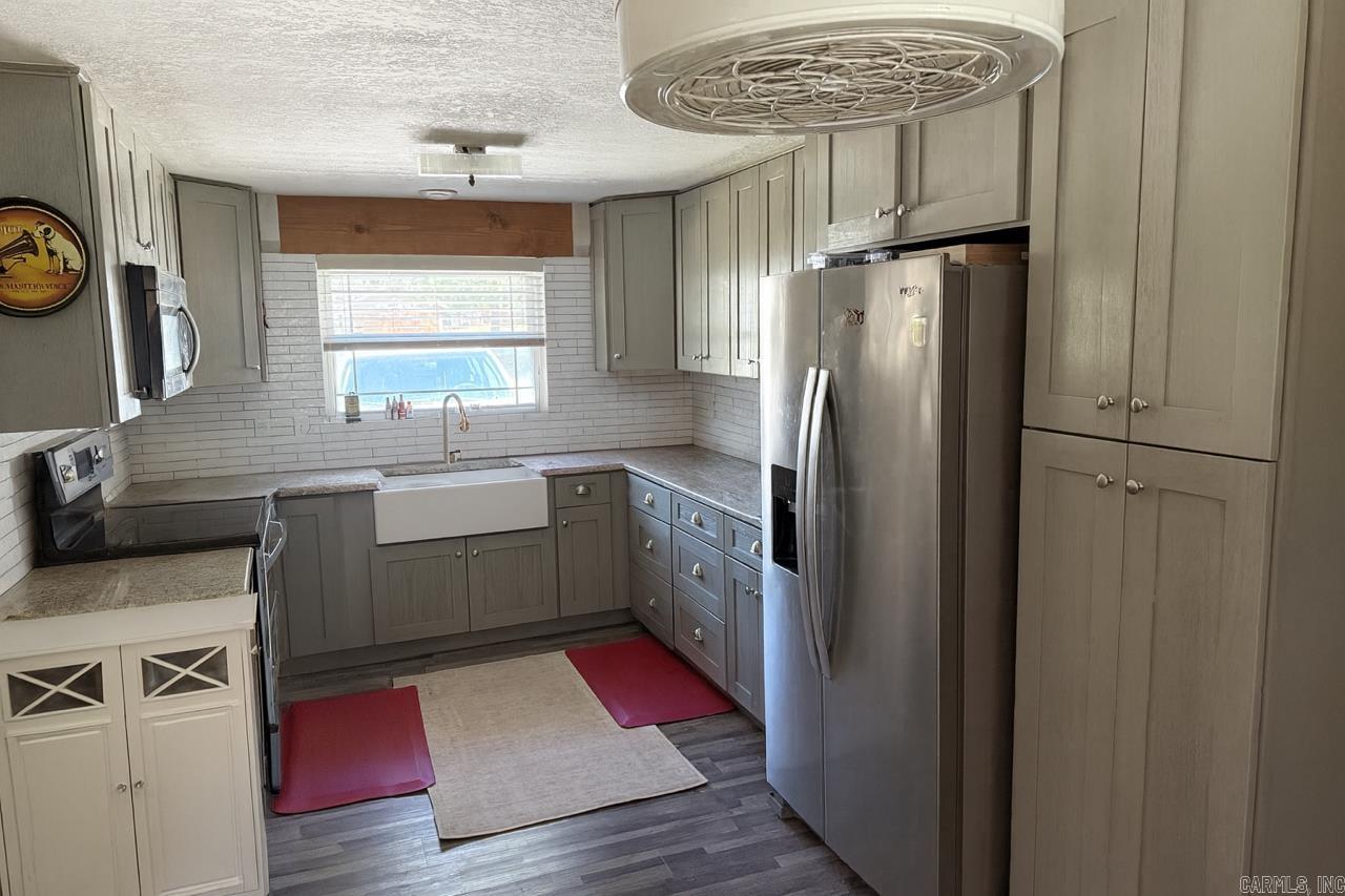 701 W Rhodes St Clarksville, AR 72830