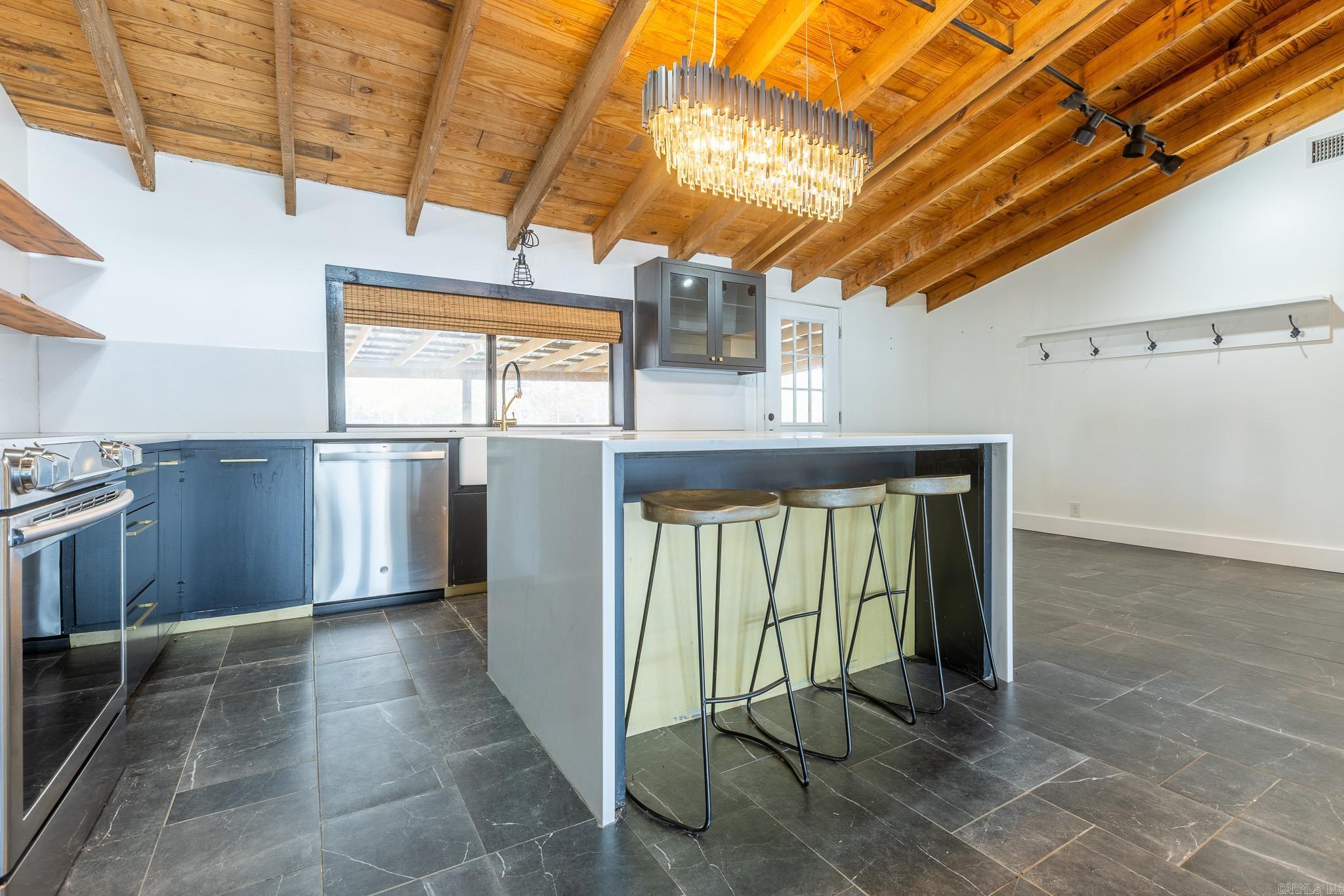 8909 Berry Patch  Roland, AR