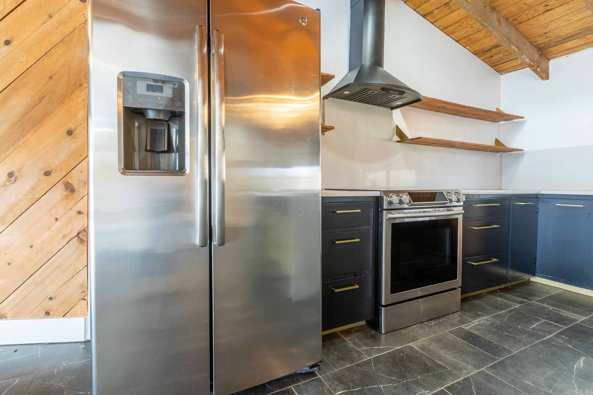 8909 Berry Patch  Roland, AR