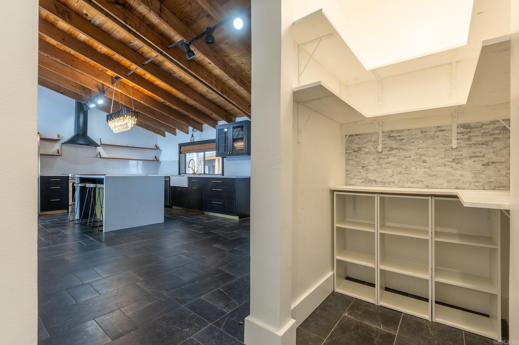 8909 Berry Patch  Roland, AR