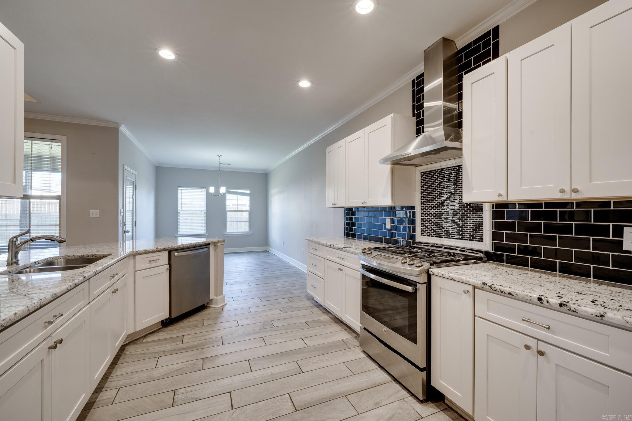 6899 Grace Village Drive Alexander, AR 72002