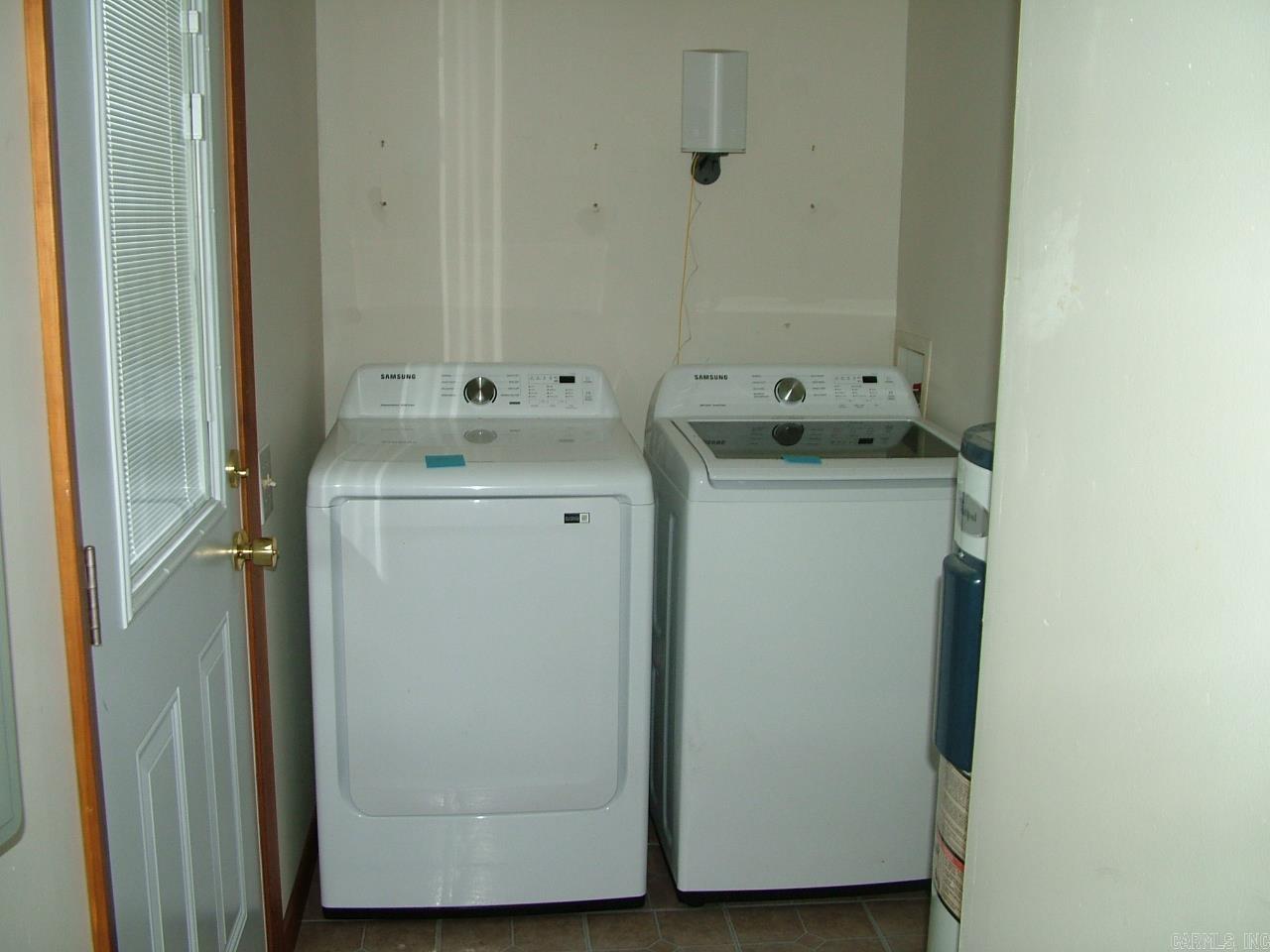 3004 HWY 5 South  Mountain Home, AR