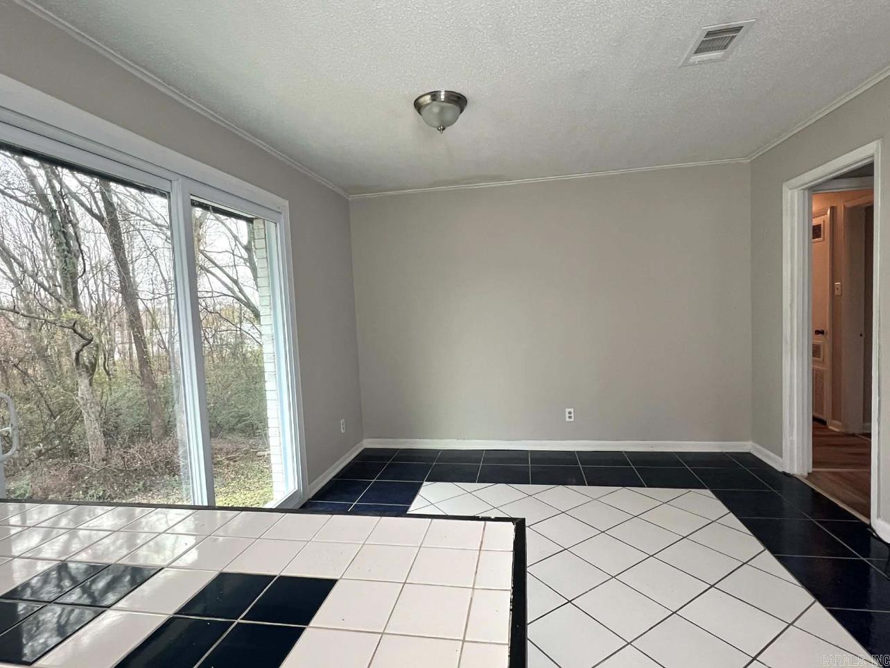 10 Woodbine  Little Rock, AR