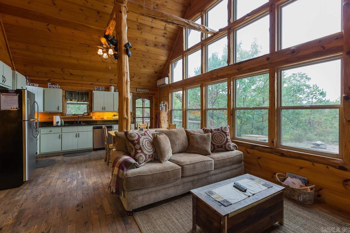 383 Massey Lane  Mena, AR