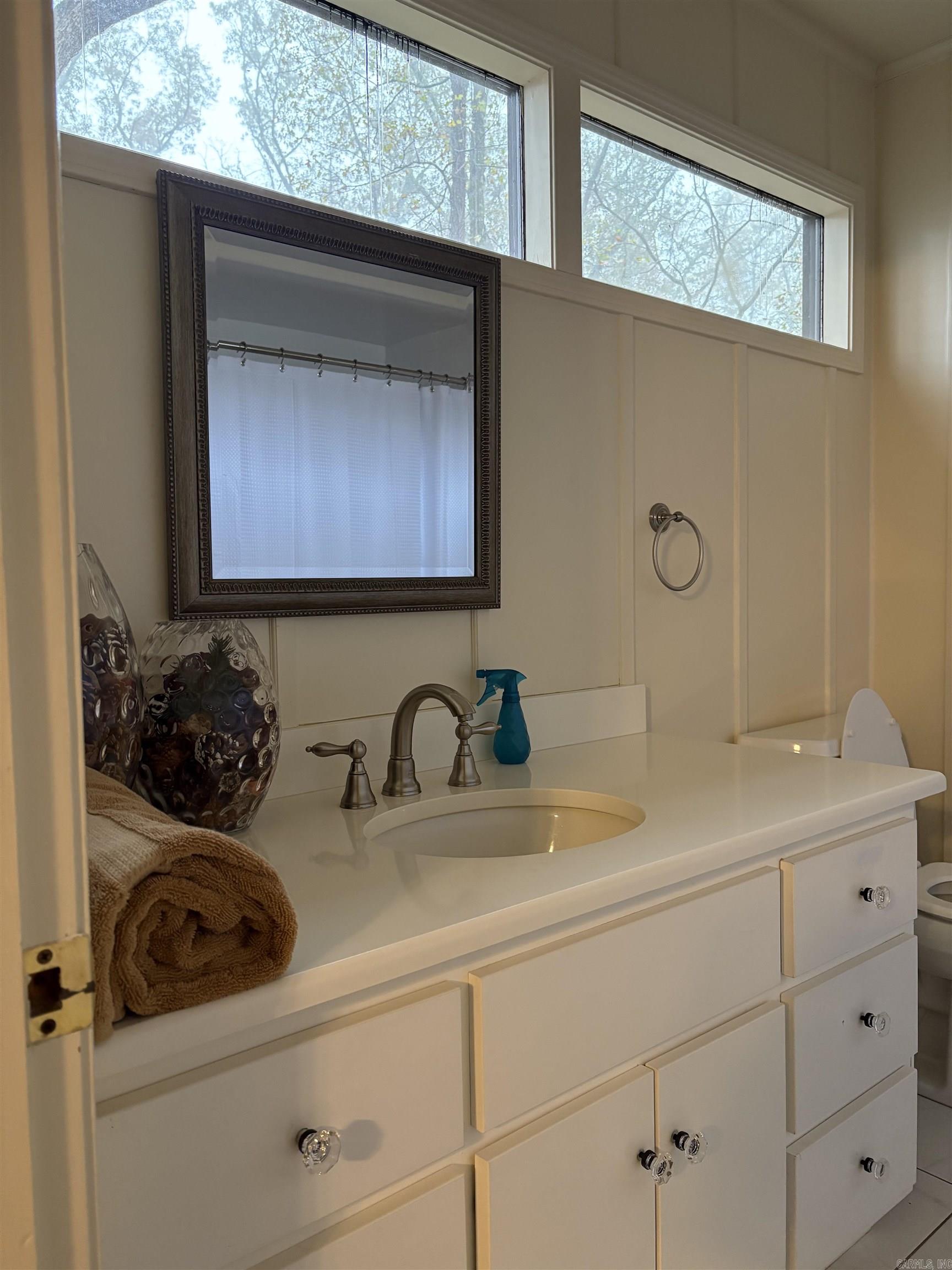 208 Neil Rd  Helena, AR