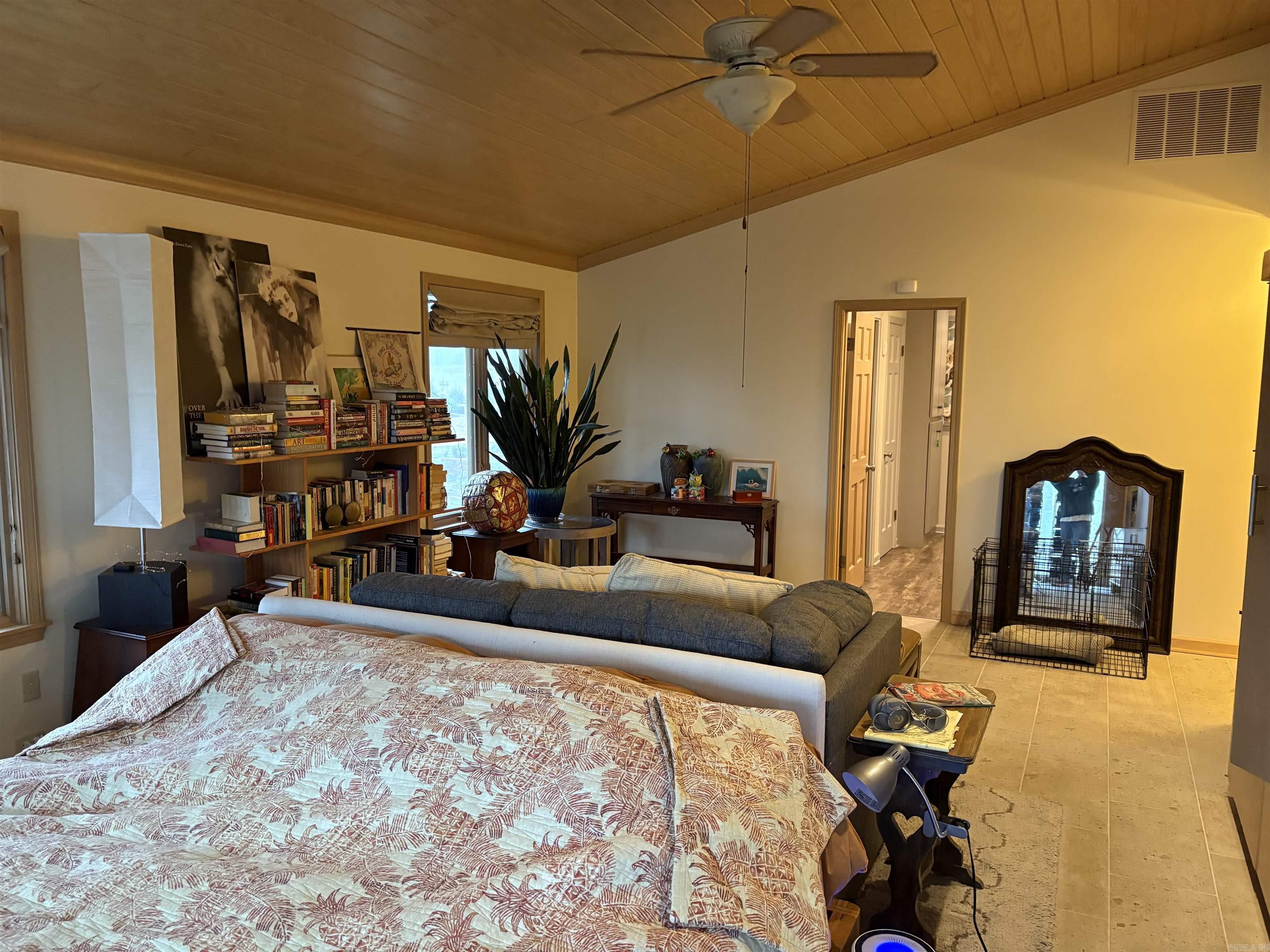 208 Neil Rd  Helena, AR