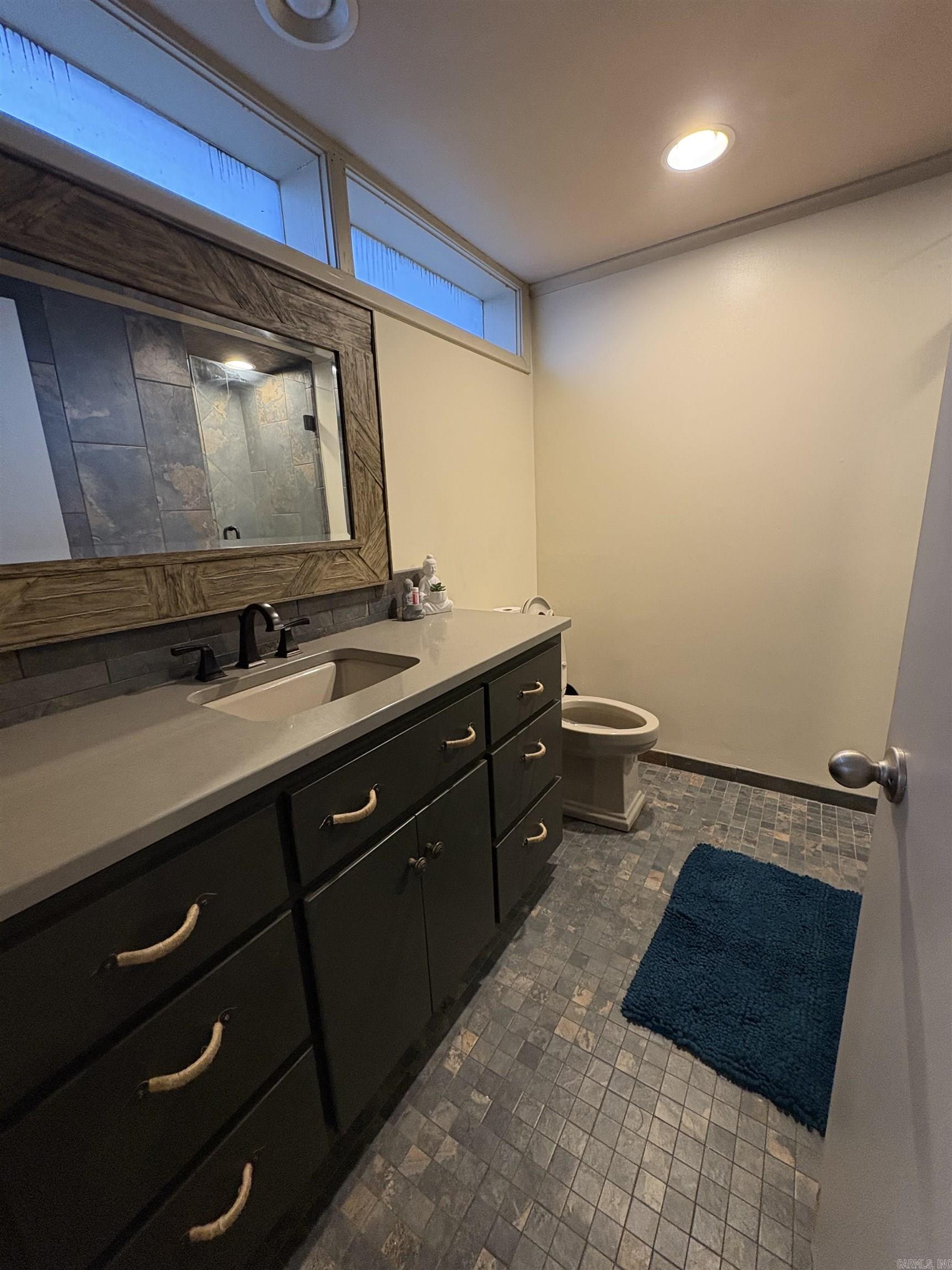 208 Neil Rd  Helena, AR