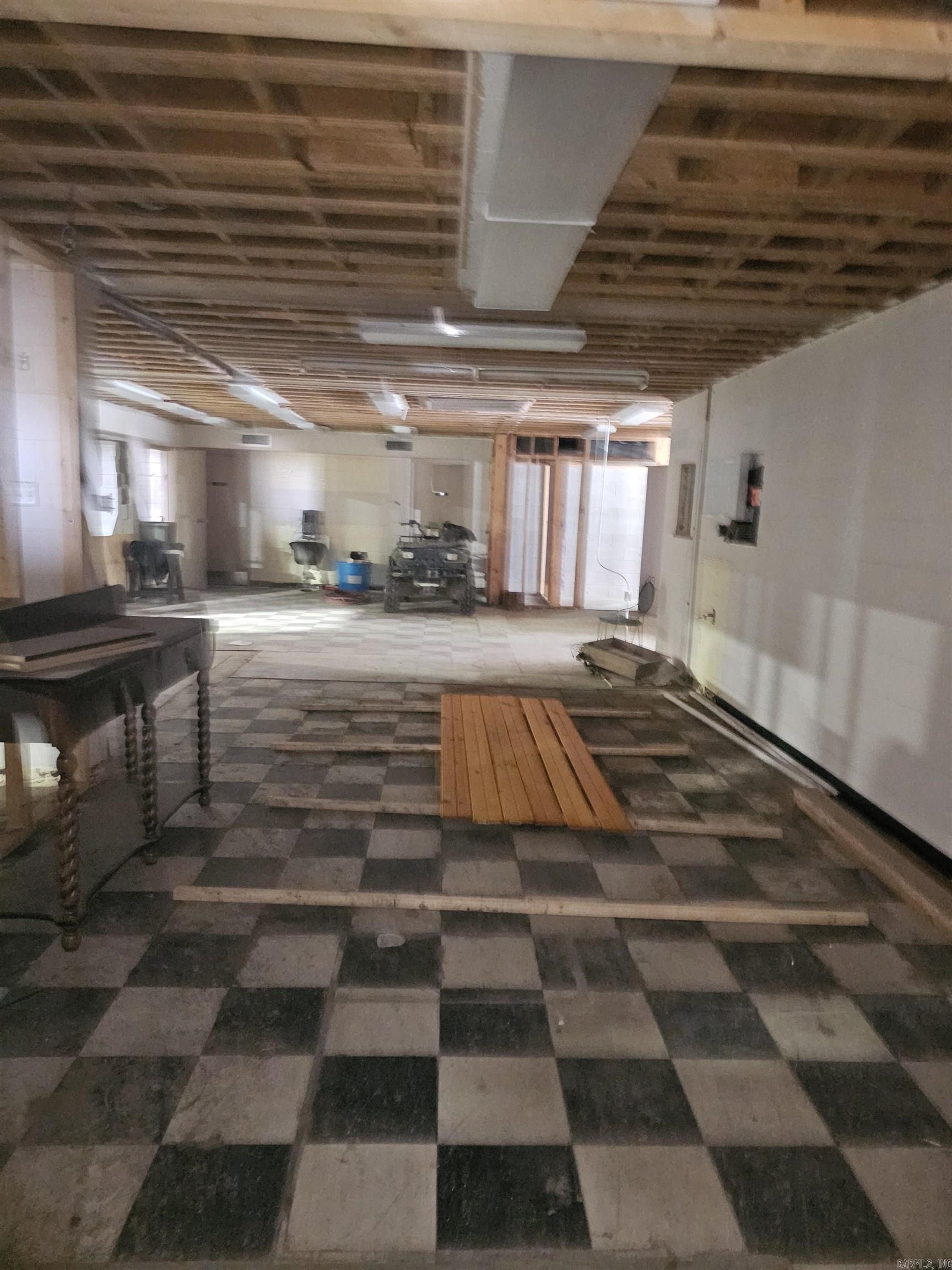 1207 E Harding  Morrilton, AR