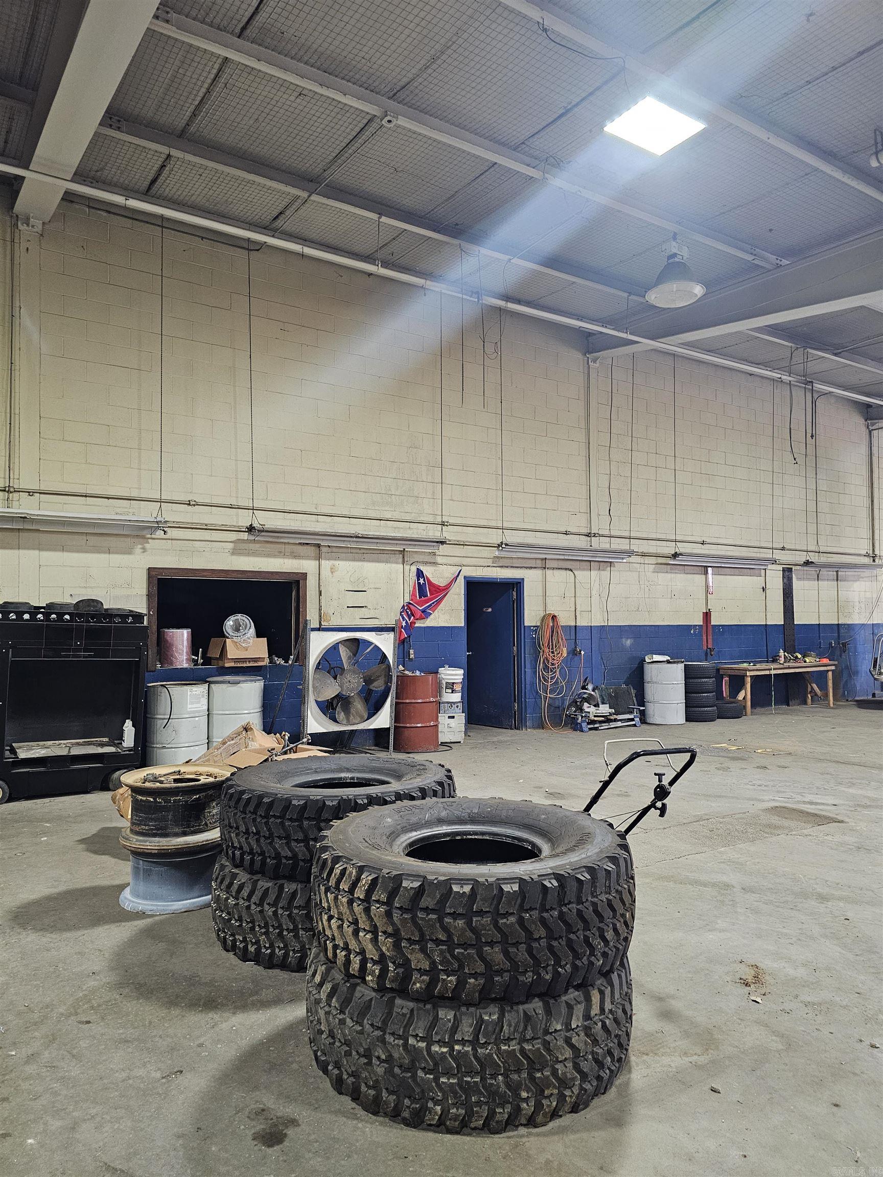 1207 E Harding  Morrilton, AR