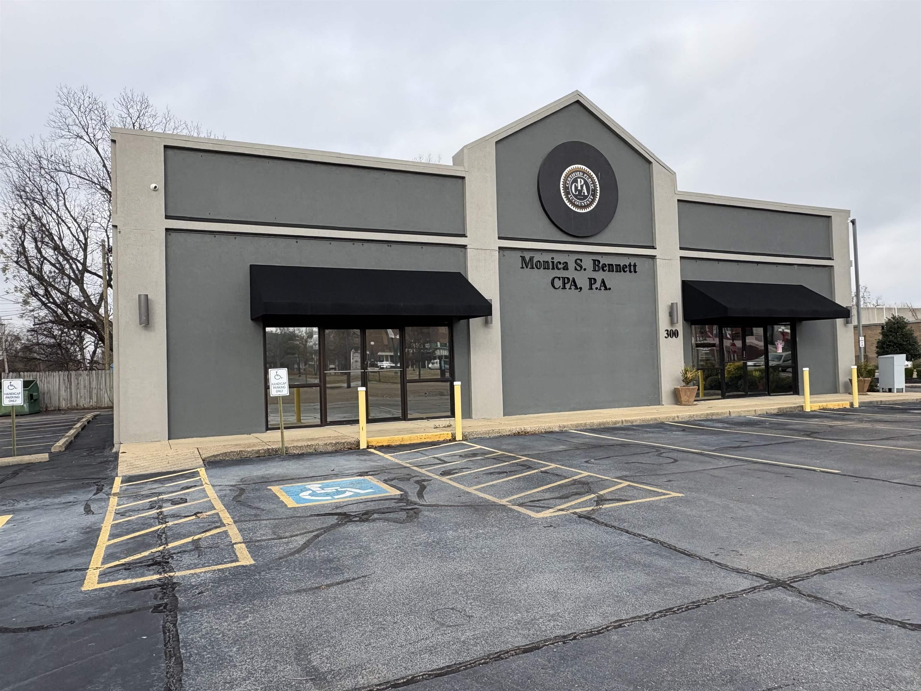 300 Perry Street  Helena, AR