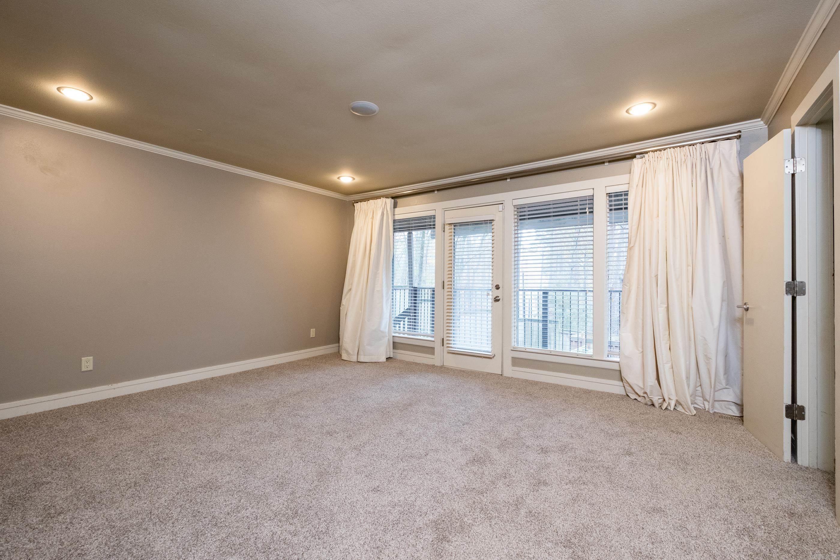 8 Racquet  Little Rock, AR