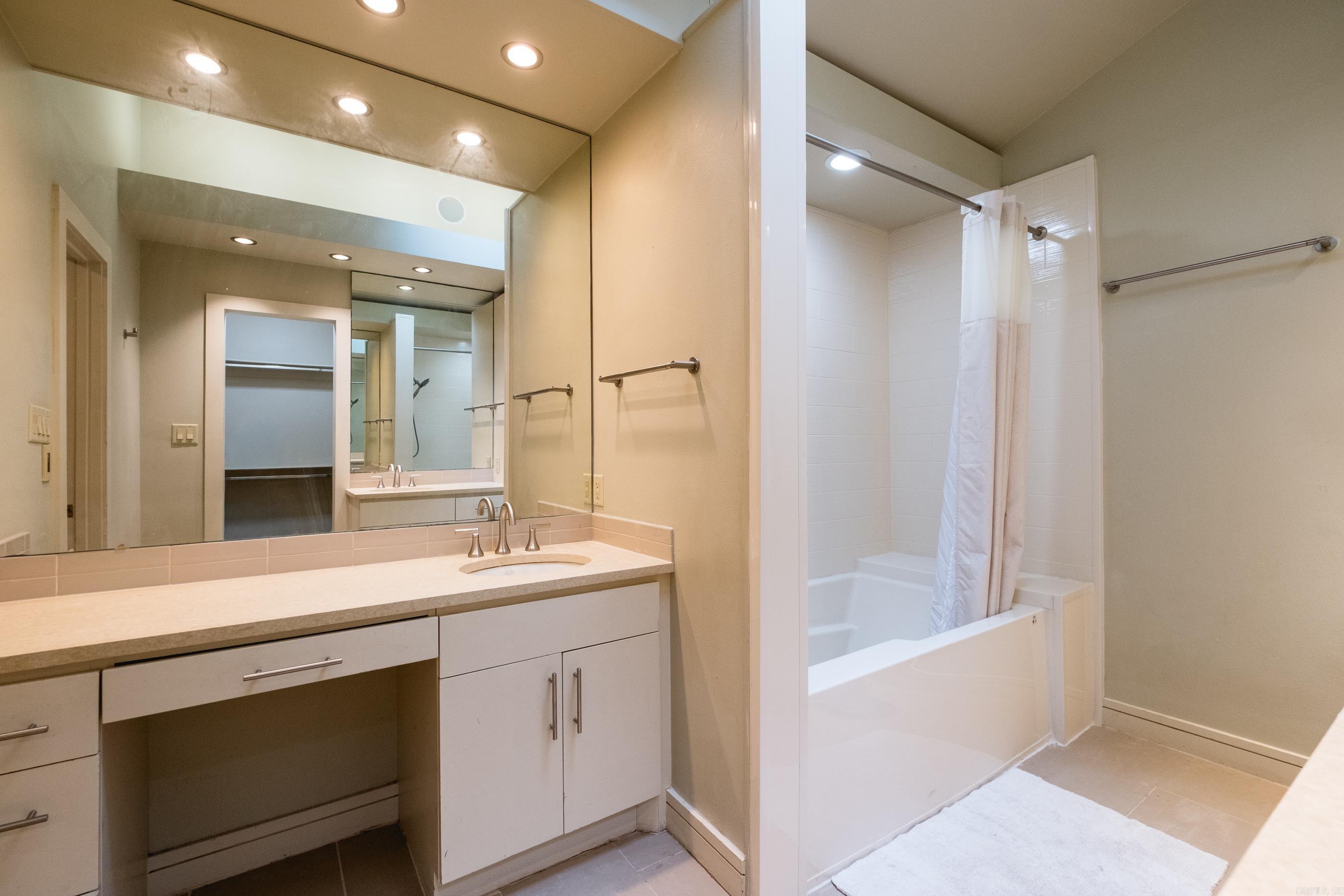 8 Racquet  Little Rock, AR