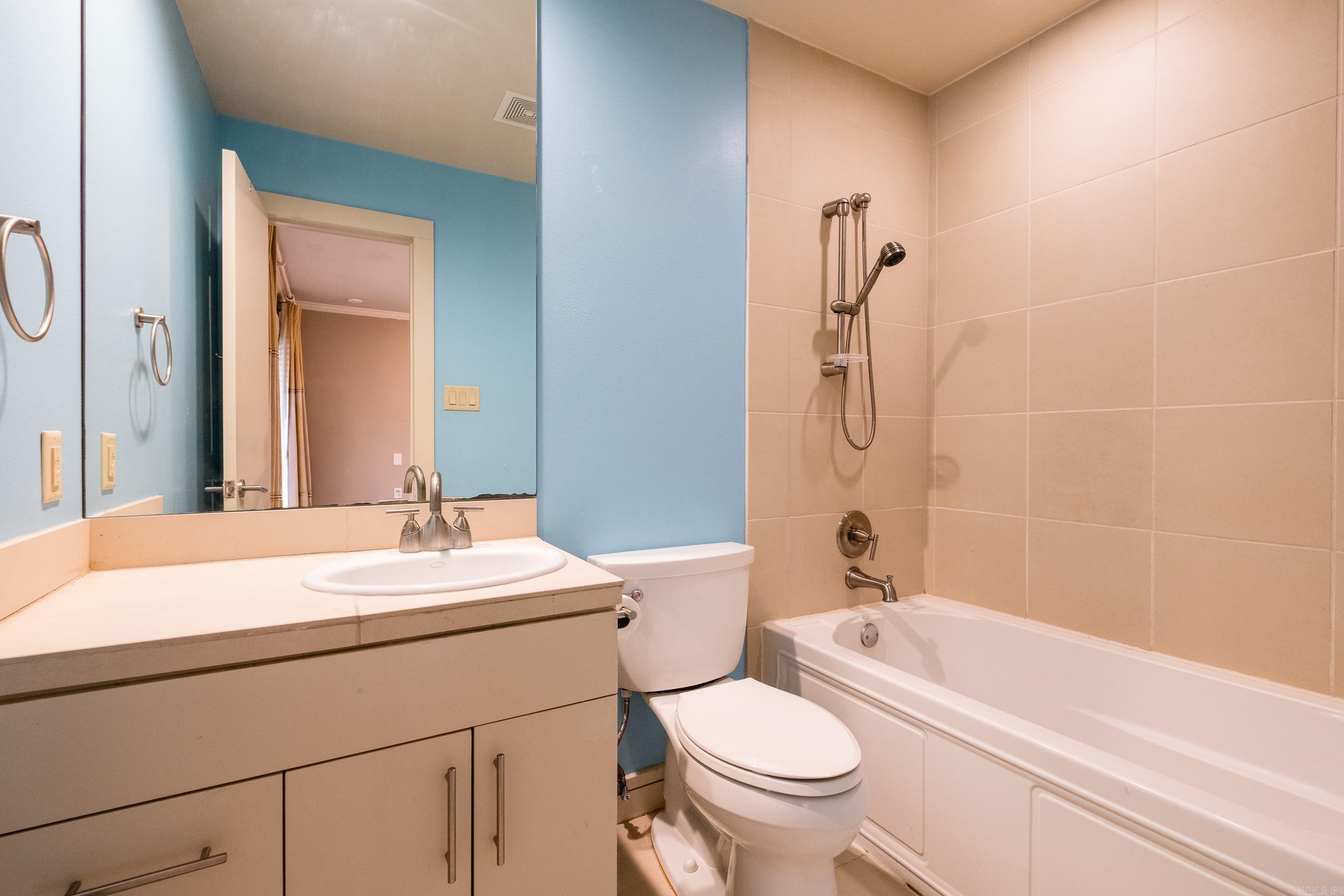 8 Racquet  Little Rock, AR