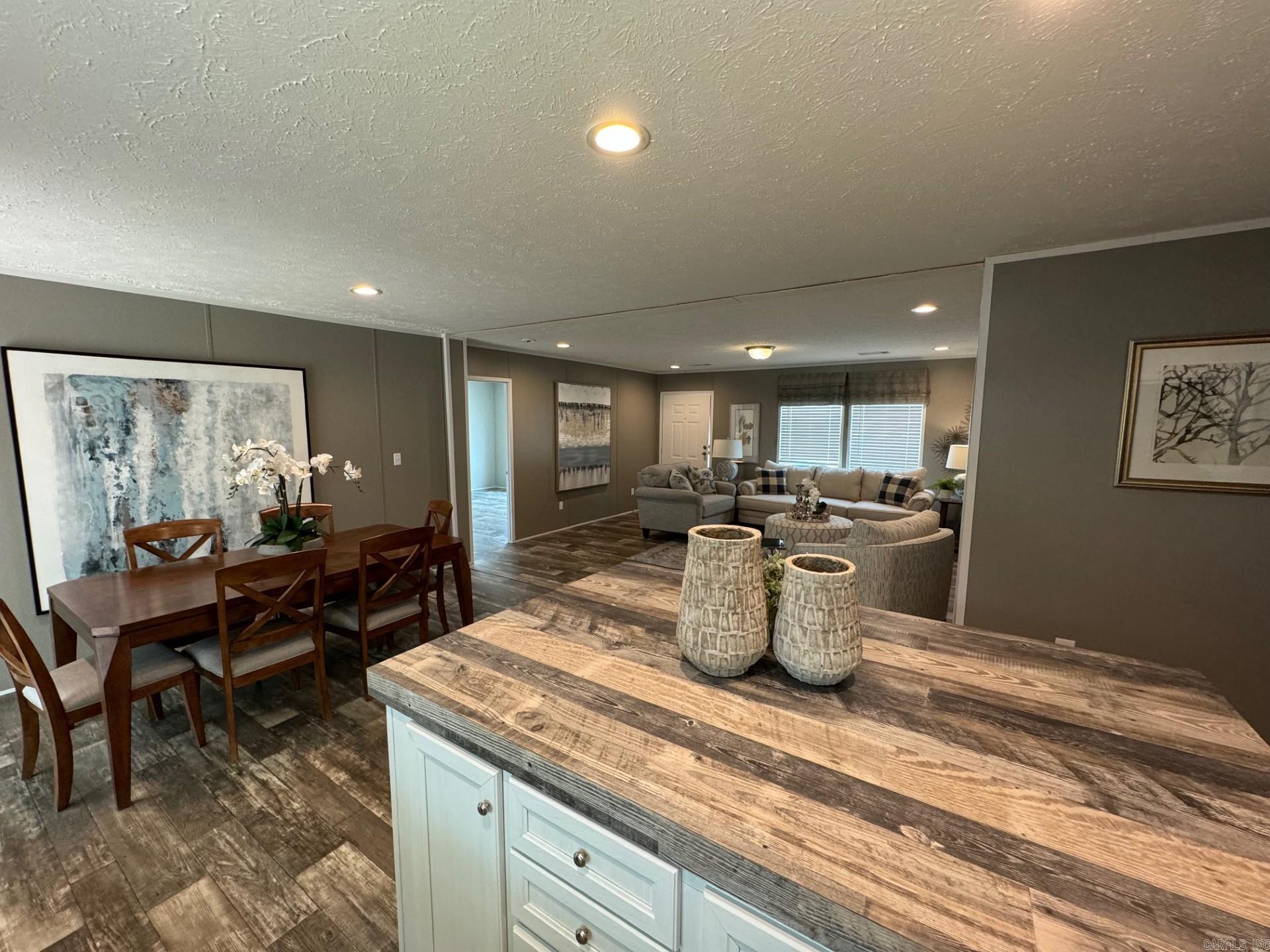 7381 Mars Hill Rd  Bauxite, AR