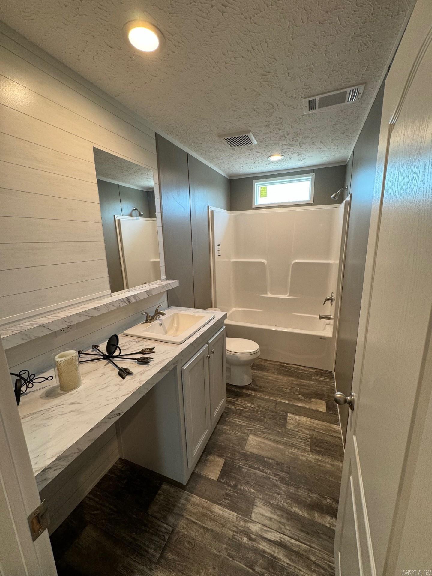 7381 Mars Hill Rd  Bauxite, AR