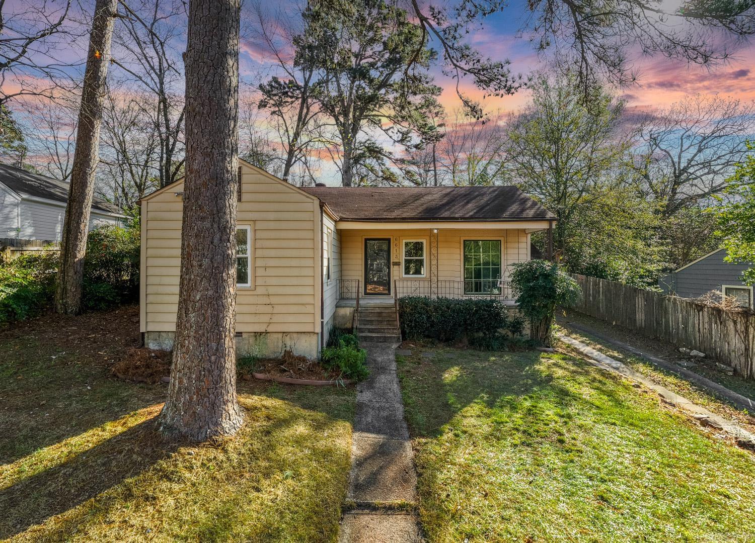6613 Beacon  Little Rock, AR