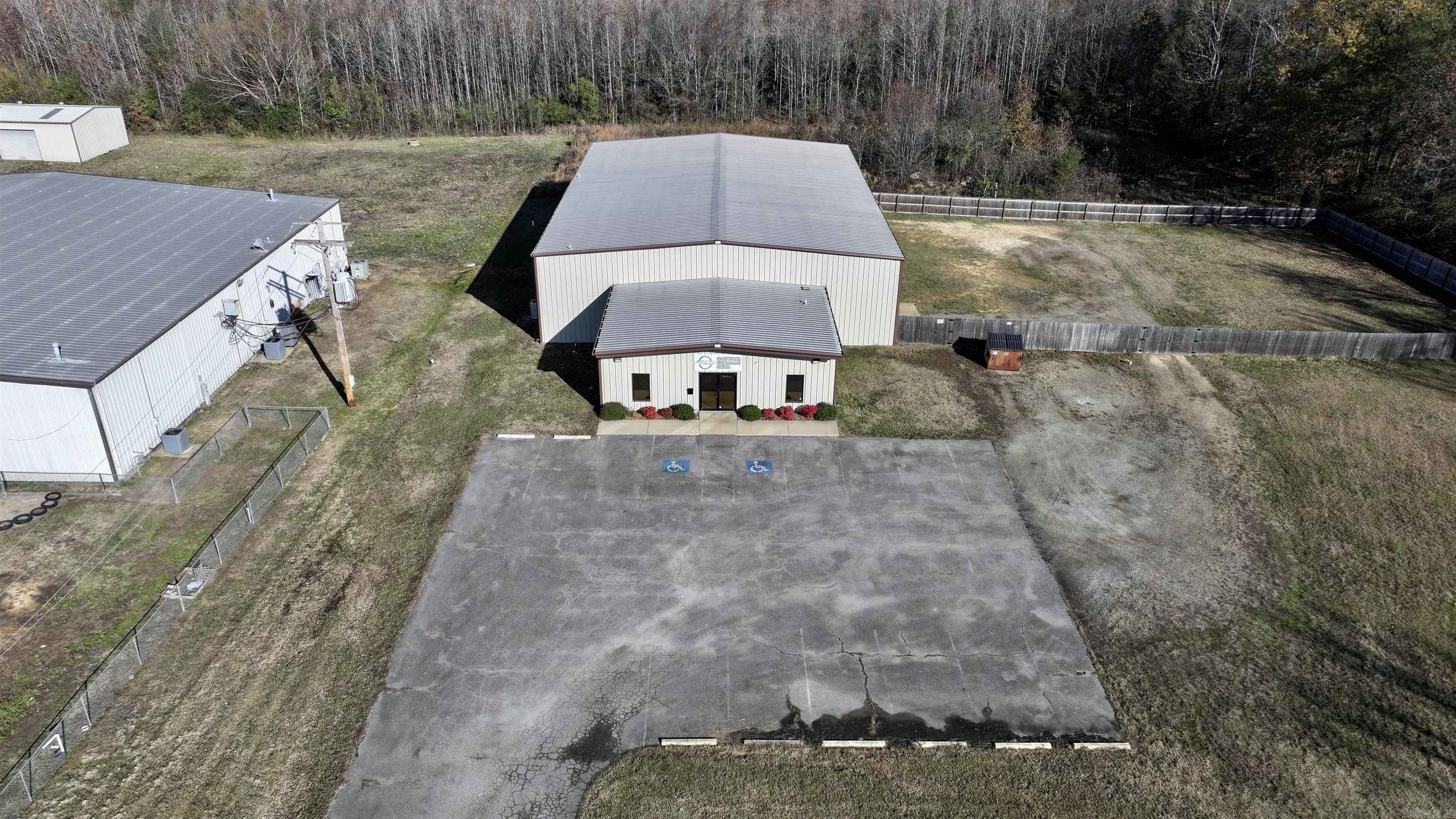 1900 Brack  Searcy, AR