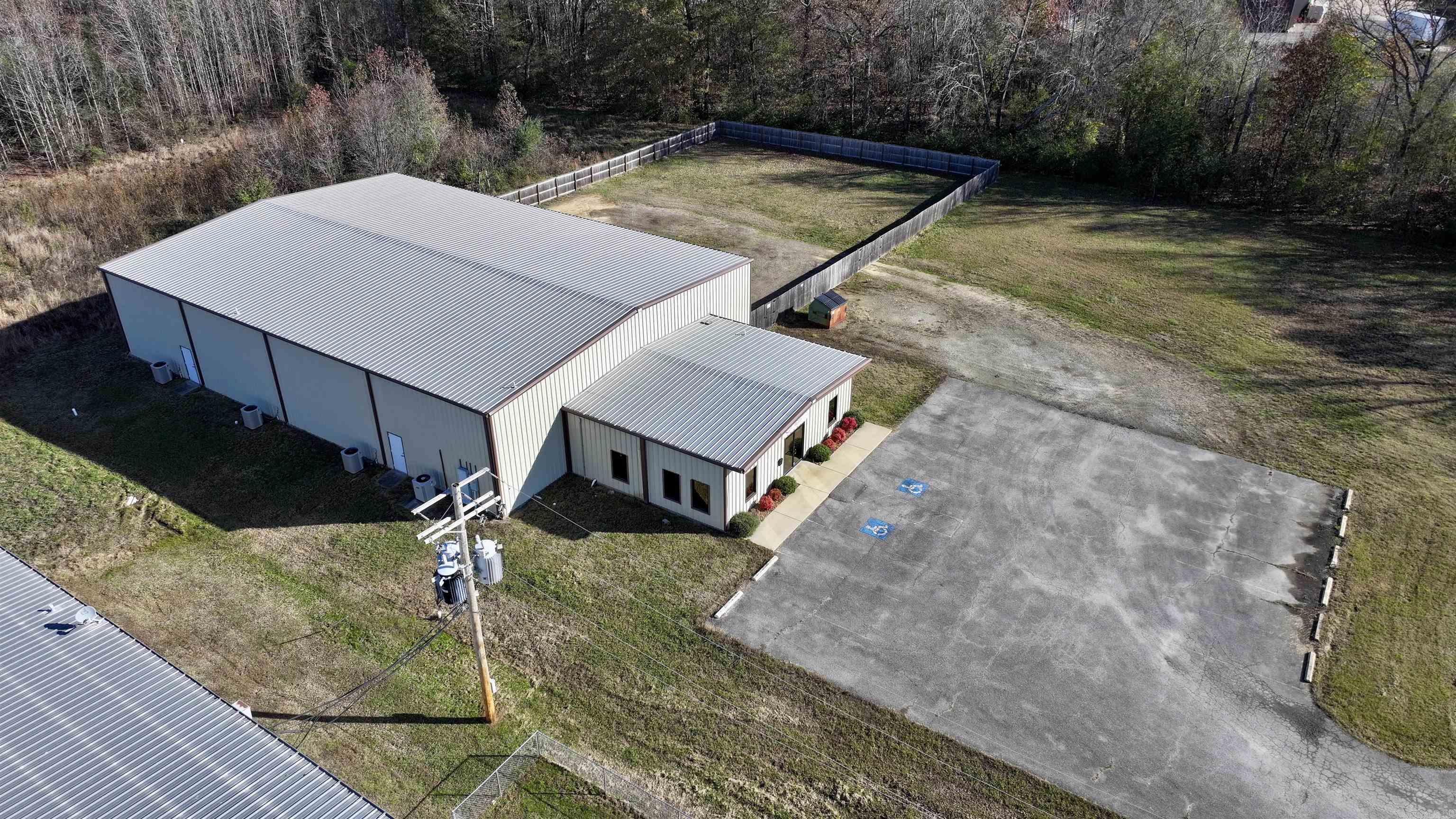 1900 Brack  Searcy, AR